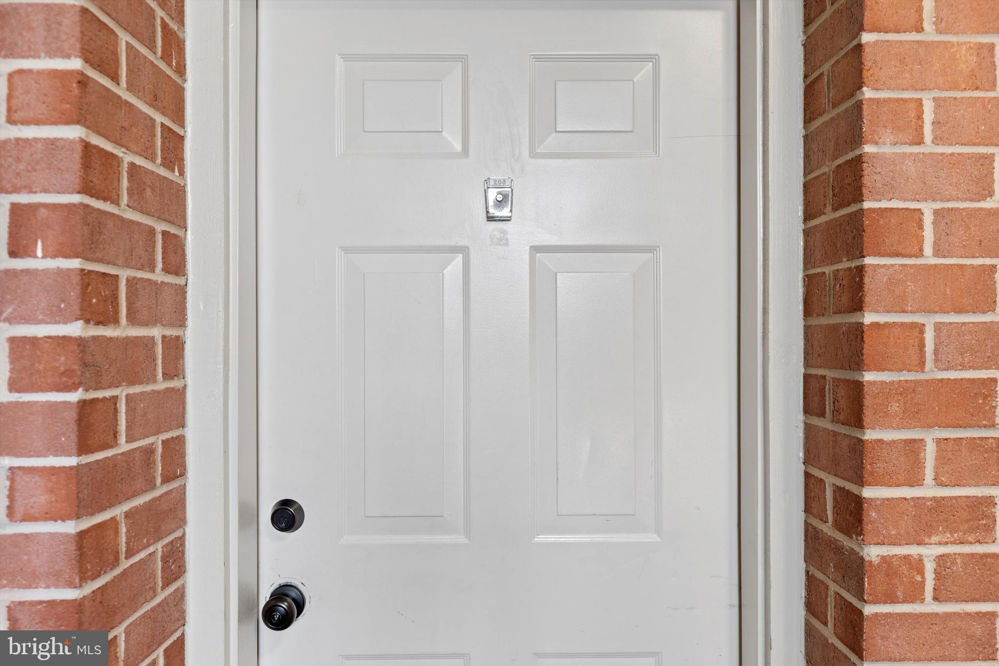 CROMWELL FOUNTAIN - Residential