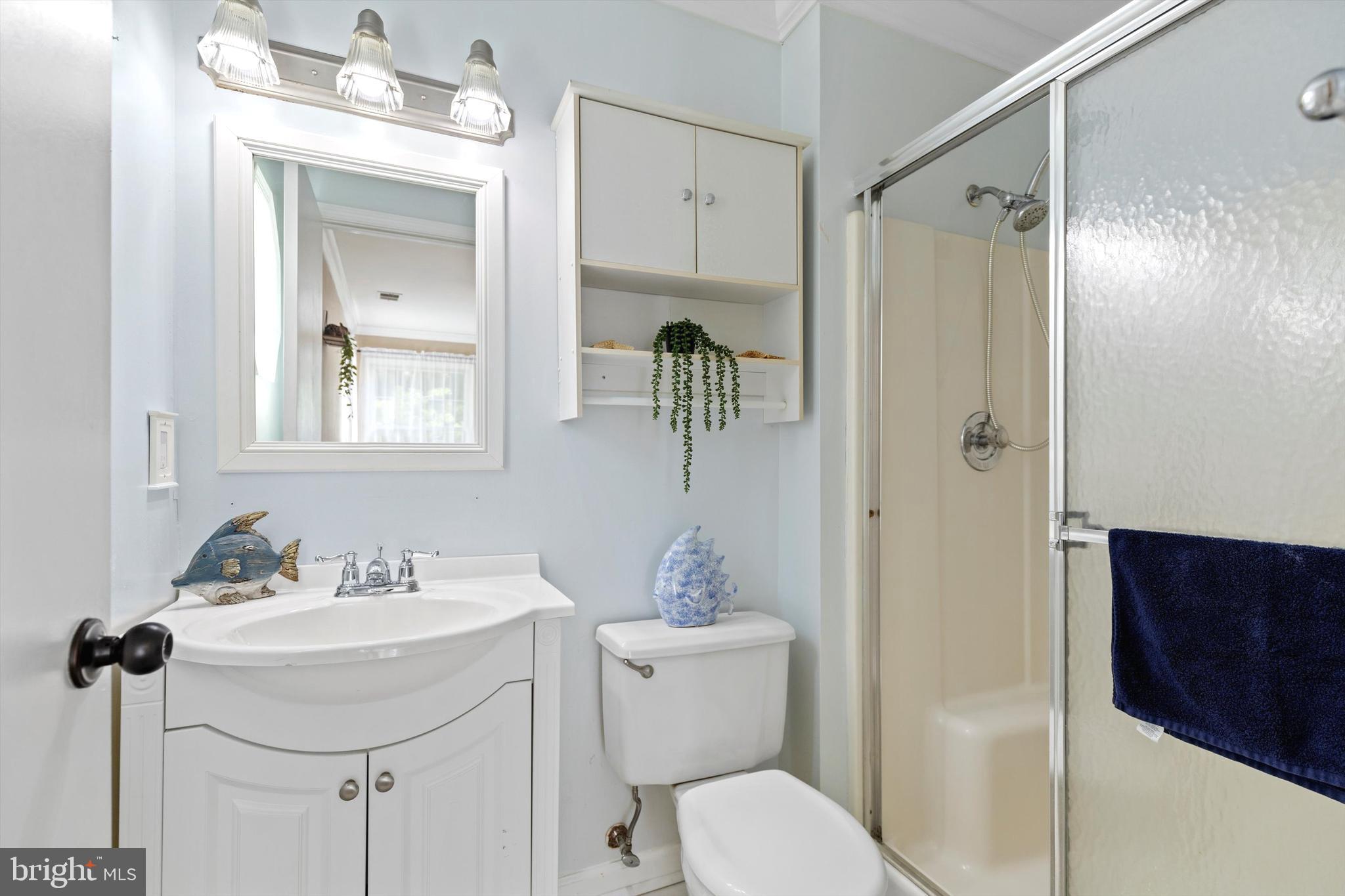 CROMWELL FOUNTAIN - Residential