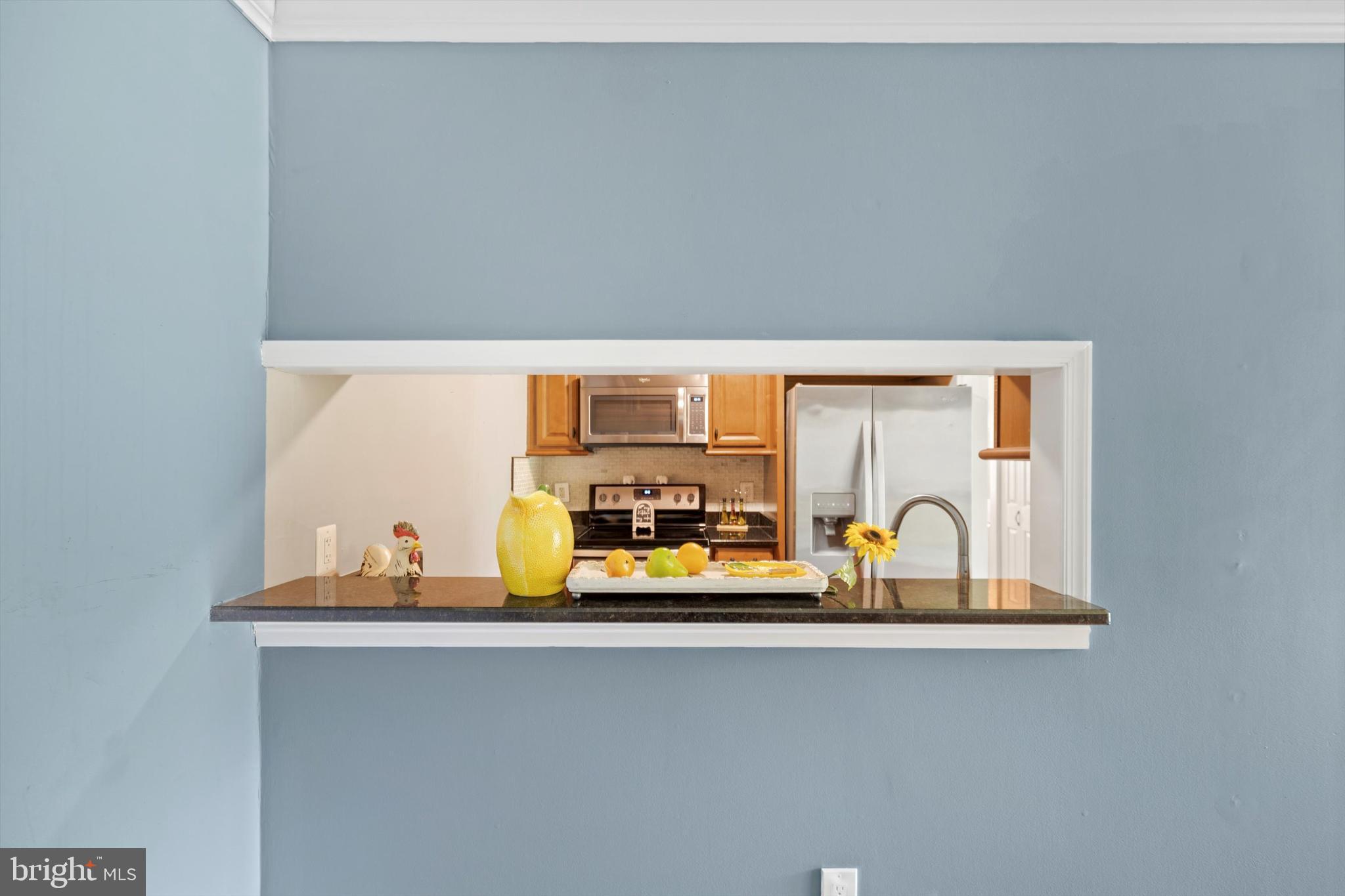 CROMWELL FOUNTAIN - Residential