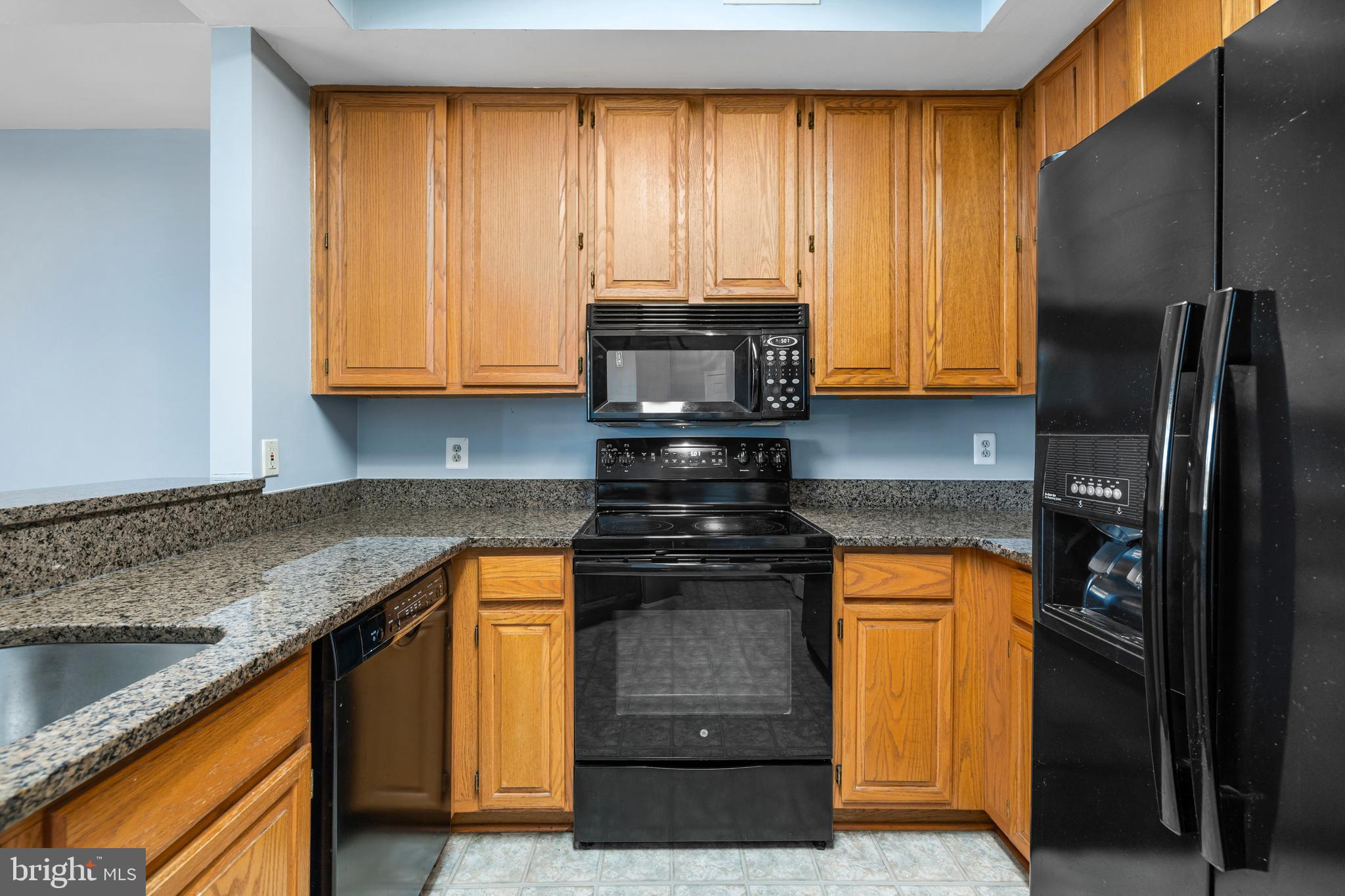 ETON SQUARE - Residential