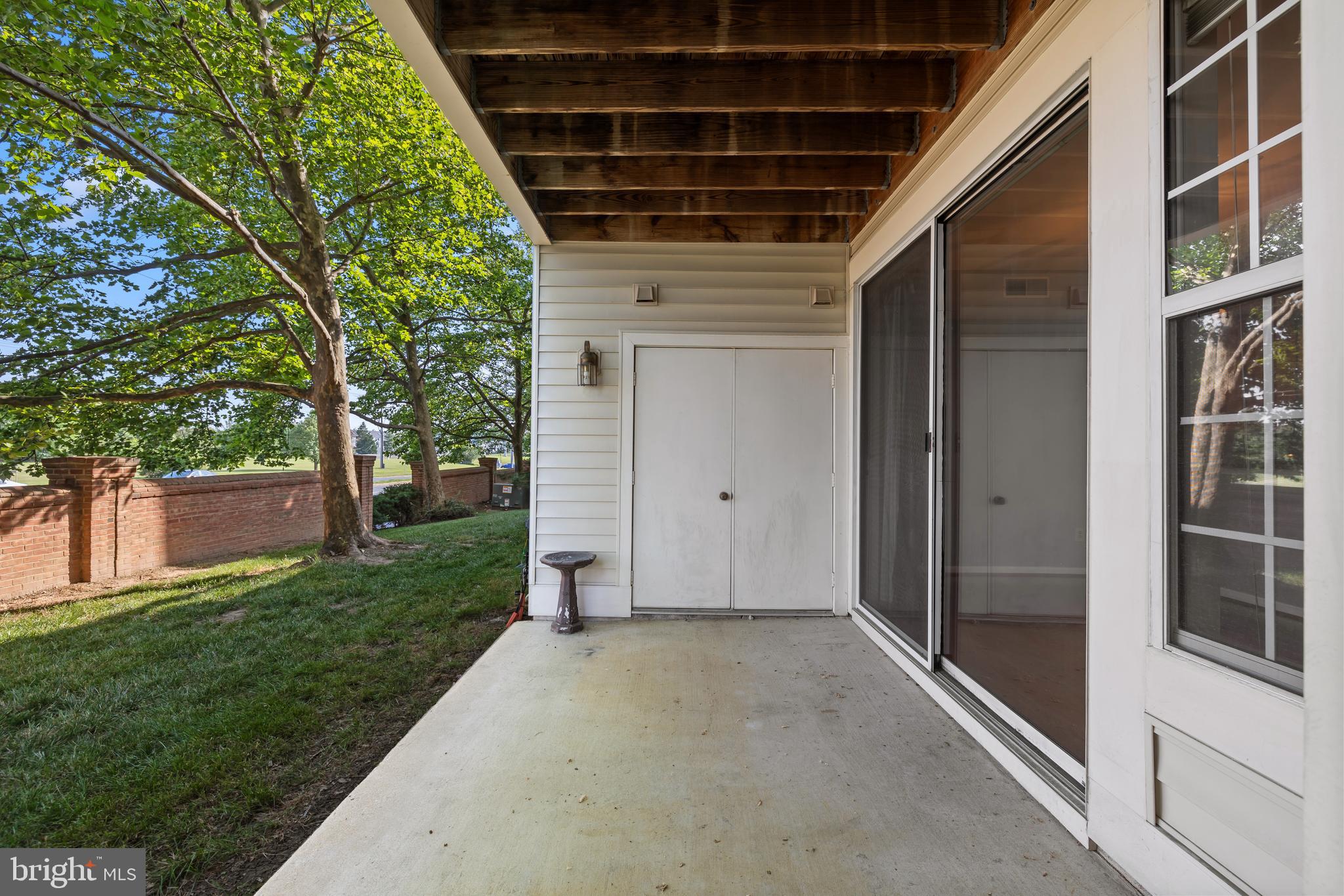 ETON SQUARE - Residential