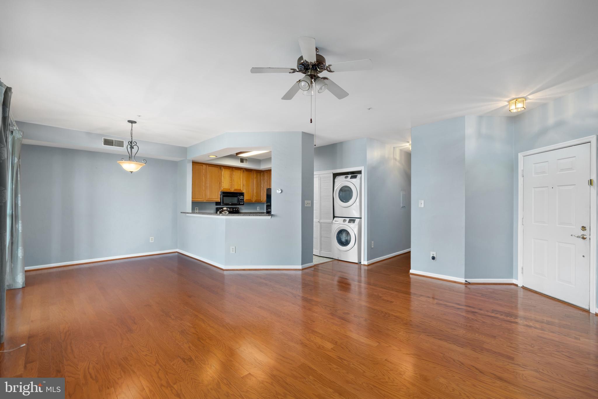 ETON SQUARE - Residential