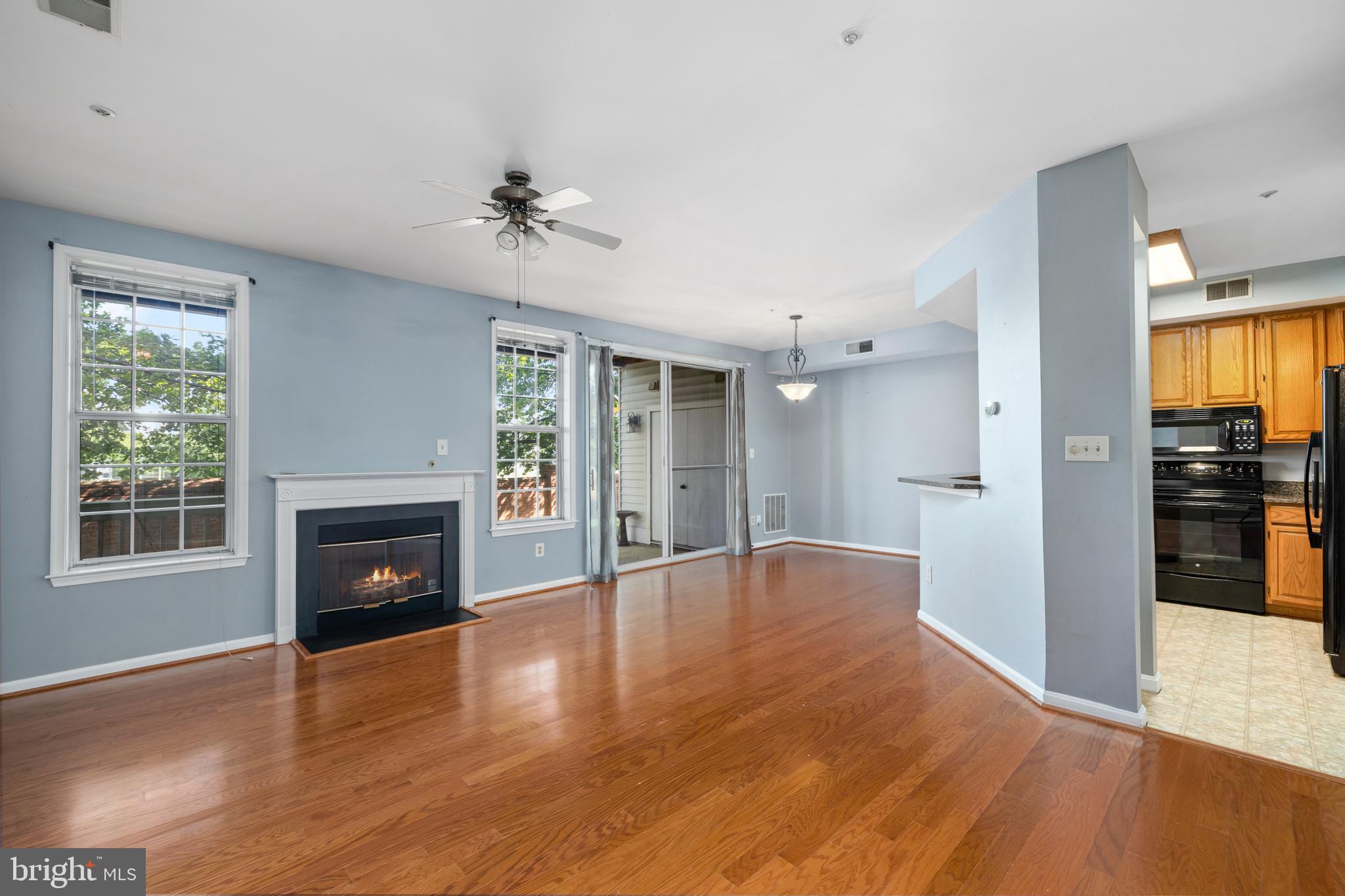 ETON SQUARE - Residential