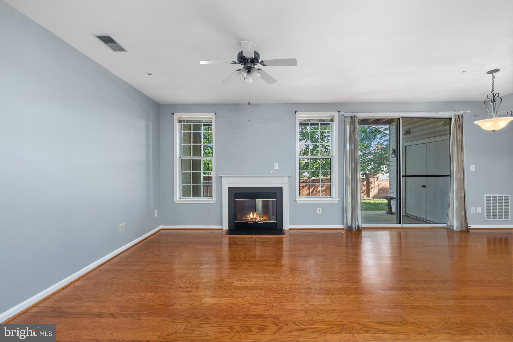 ETON SQUARE - Residential