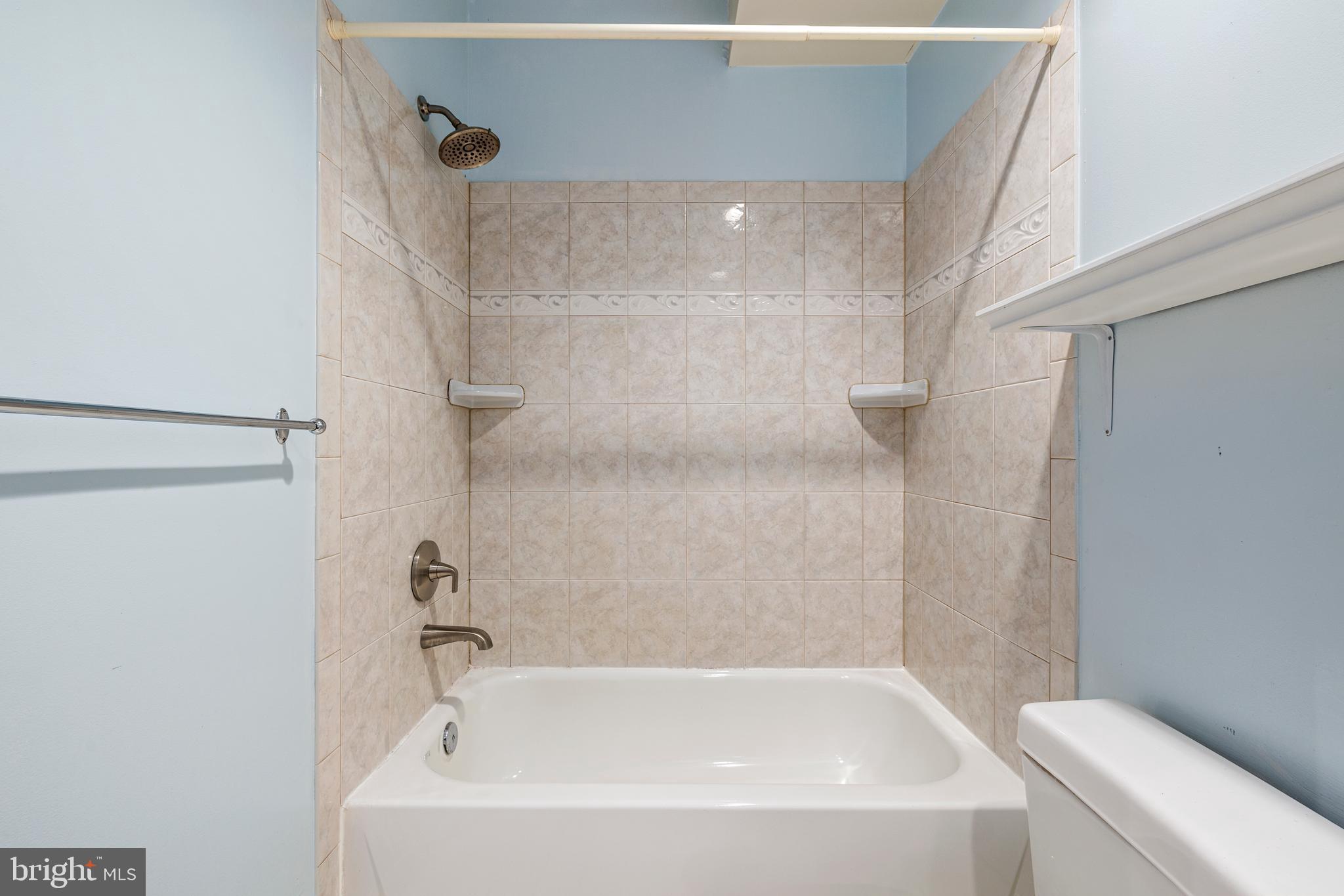 ETON SQUARE - Residential