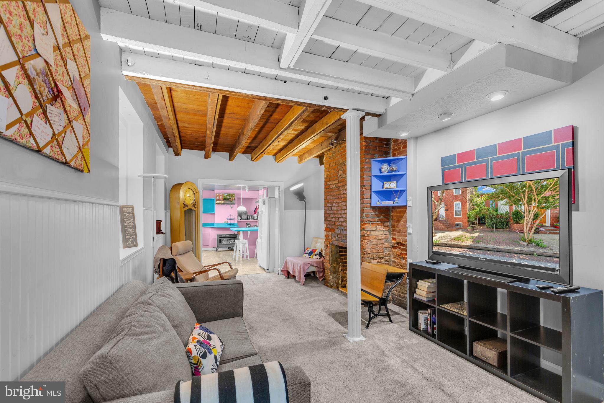 1243 BATTERY AVENUE