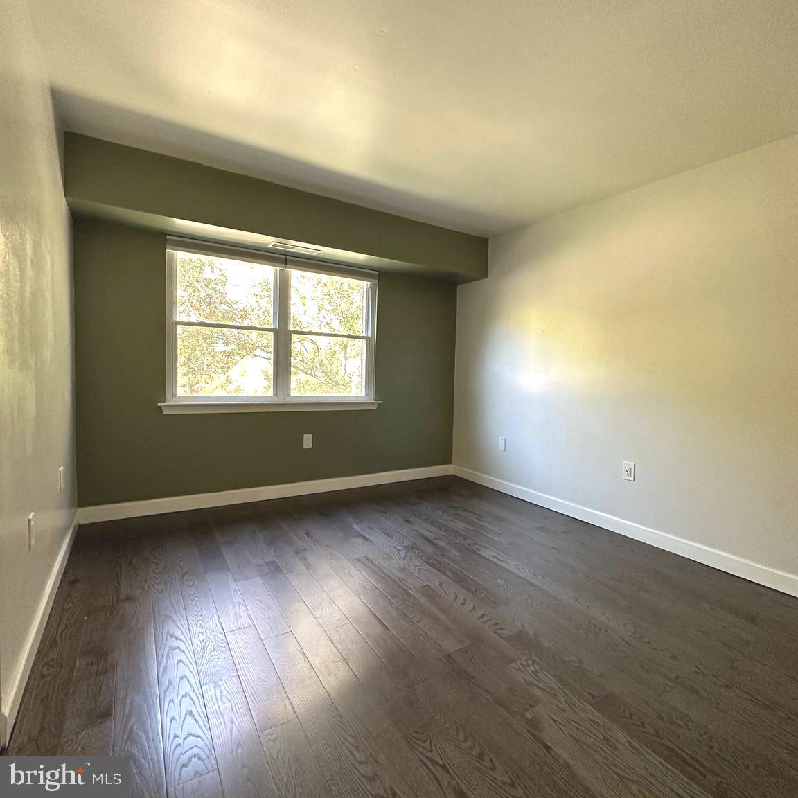 MAYFLOWER SQUARE - Residential Lease