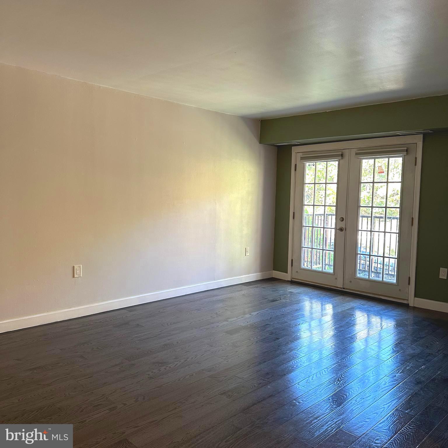 MAYFLOWER SQUARE - Residential Lease