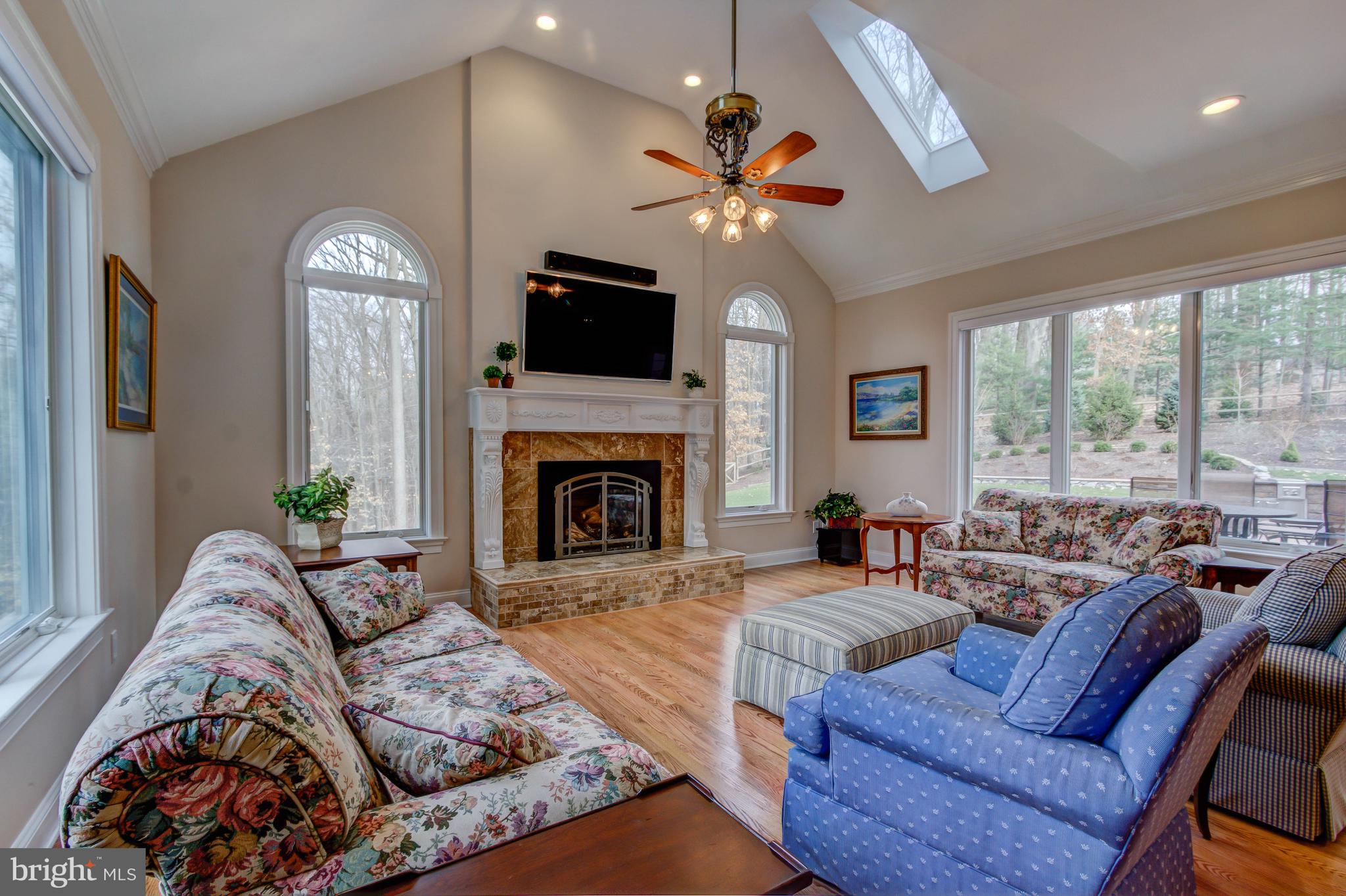 COSSART CREEK - Residential