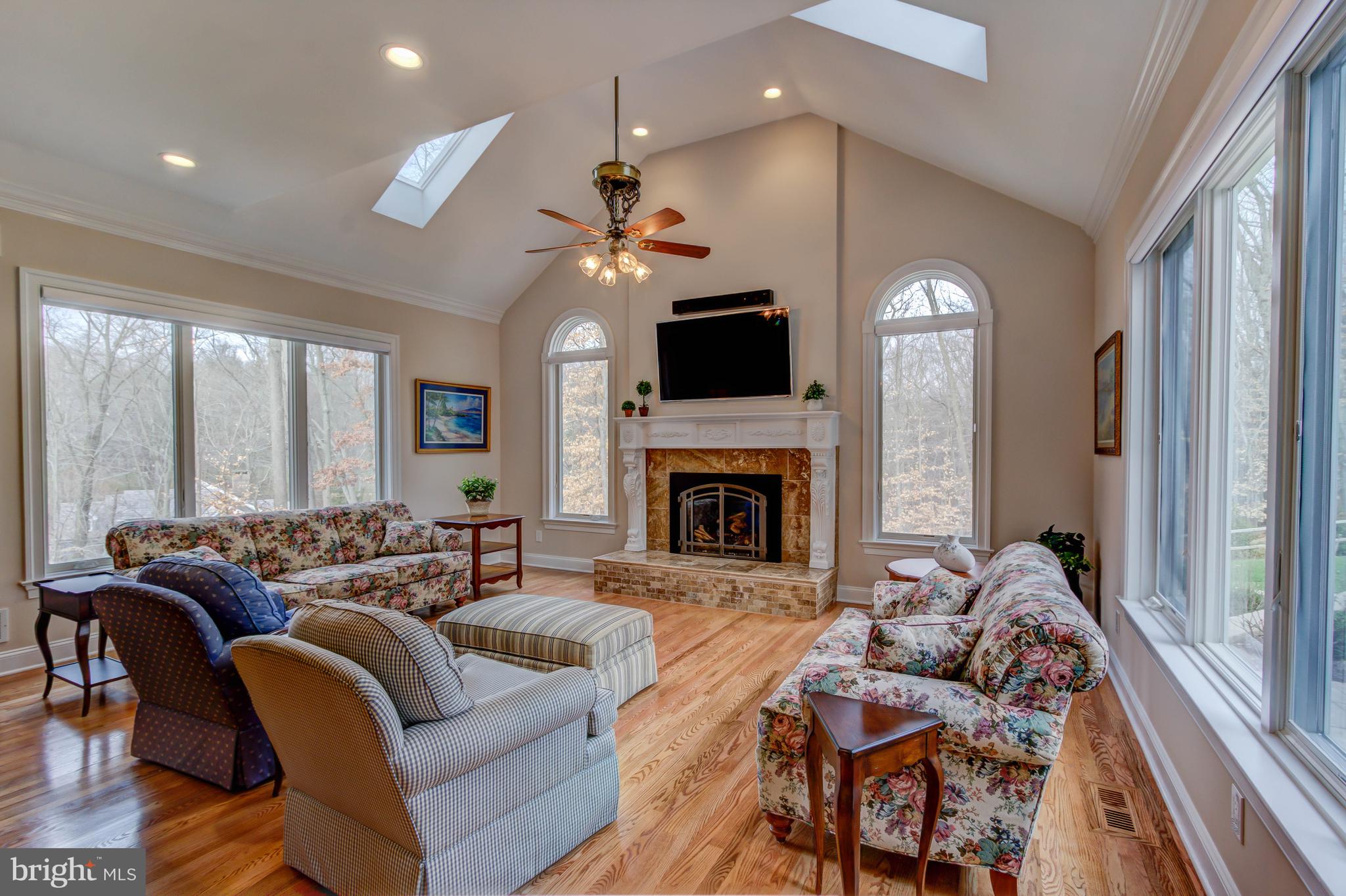 COSSART CREEK - Residential