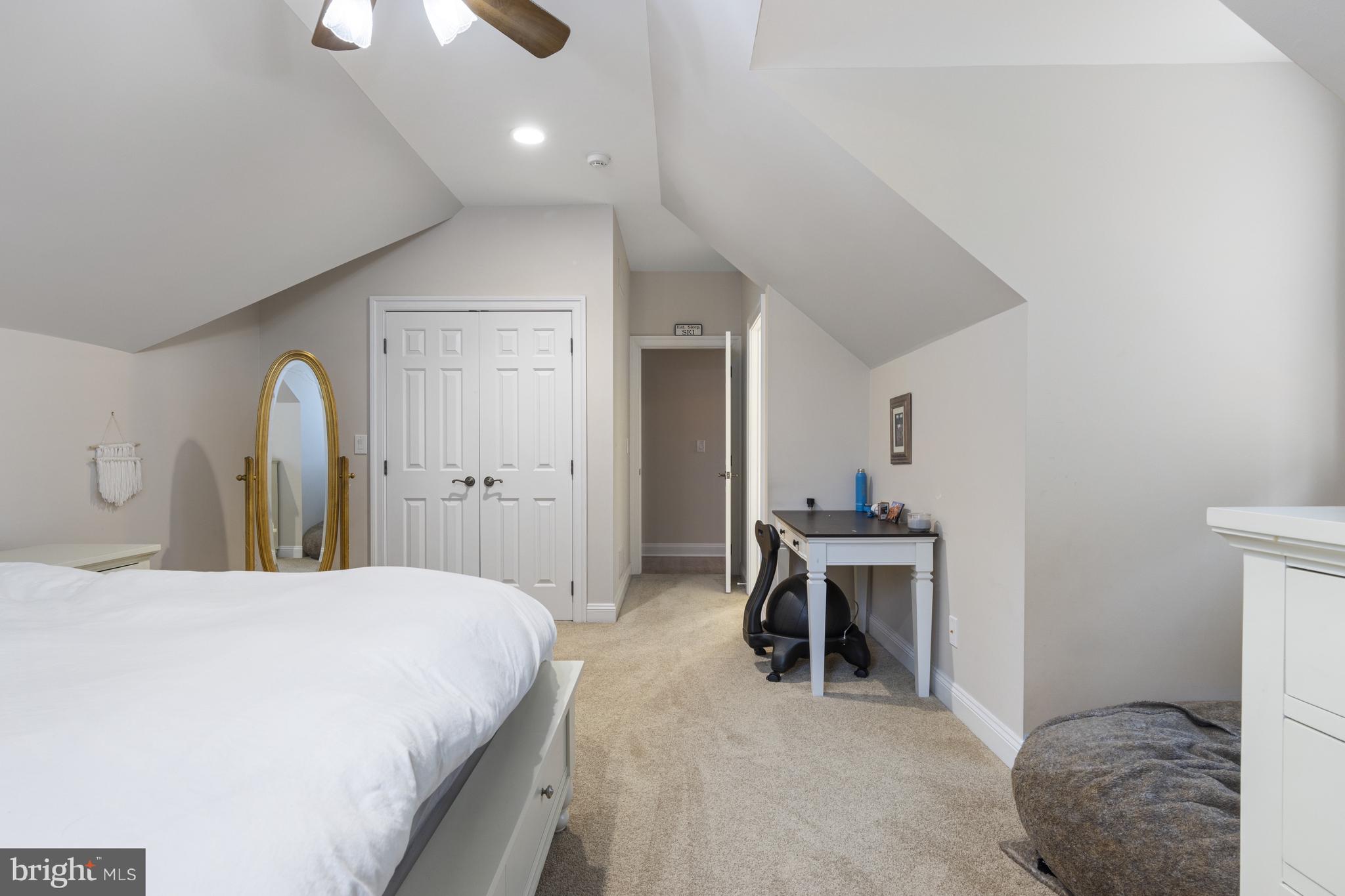 COSSART CREEK - Residential