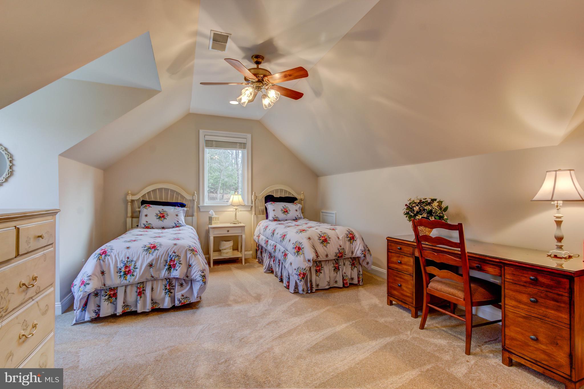 COSSART CREEK - Residential