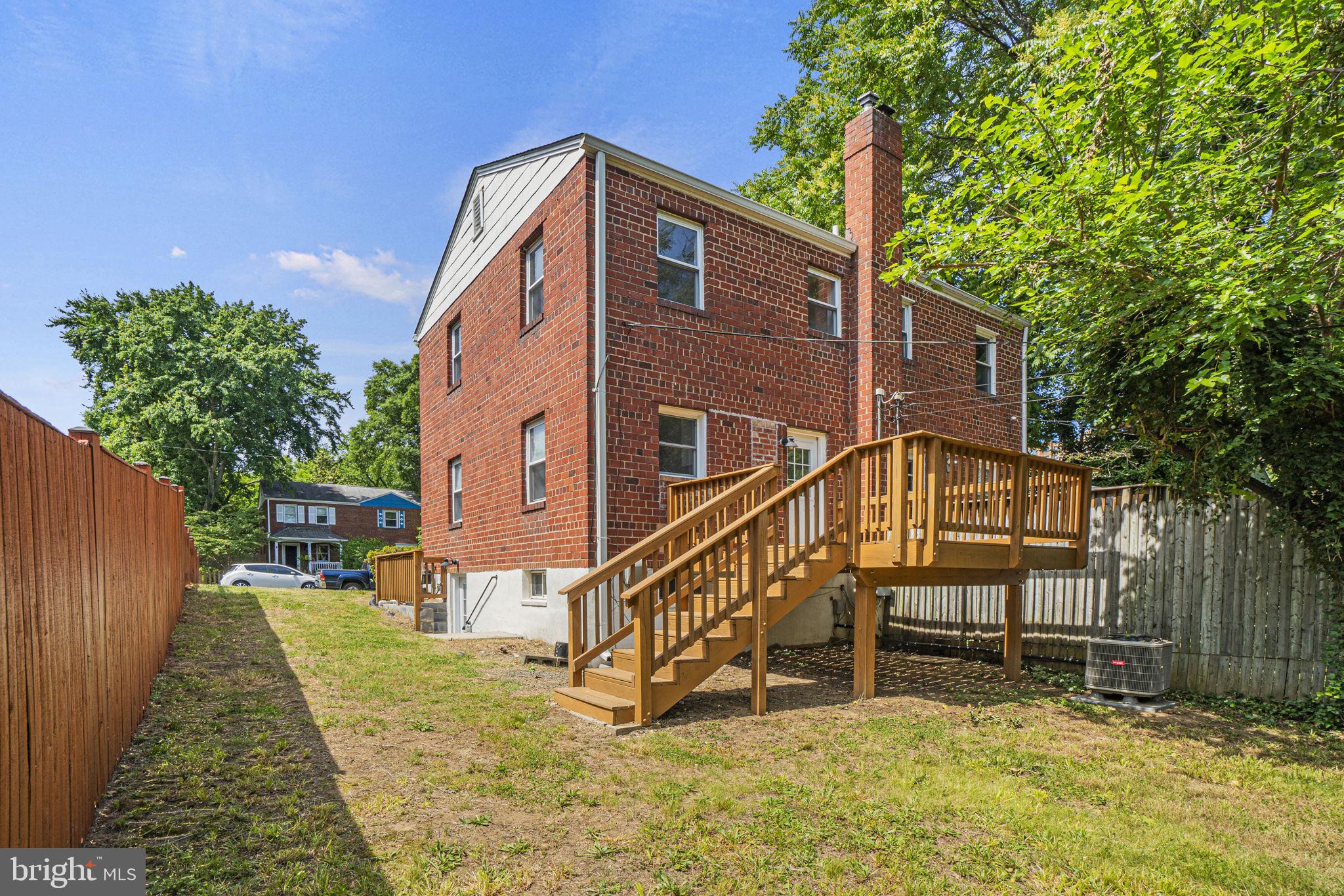 HUNTINGTON - Residential