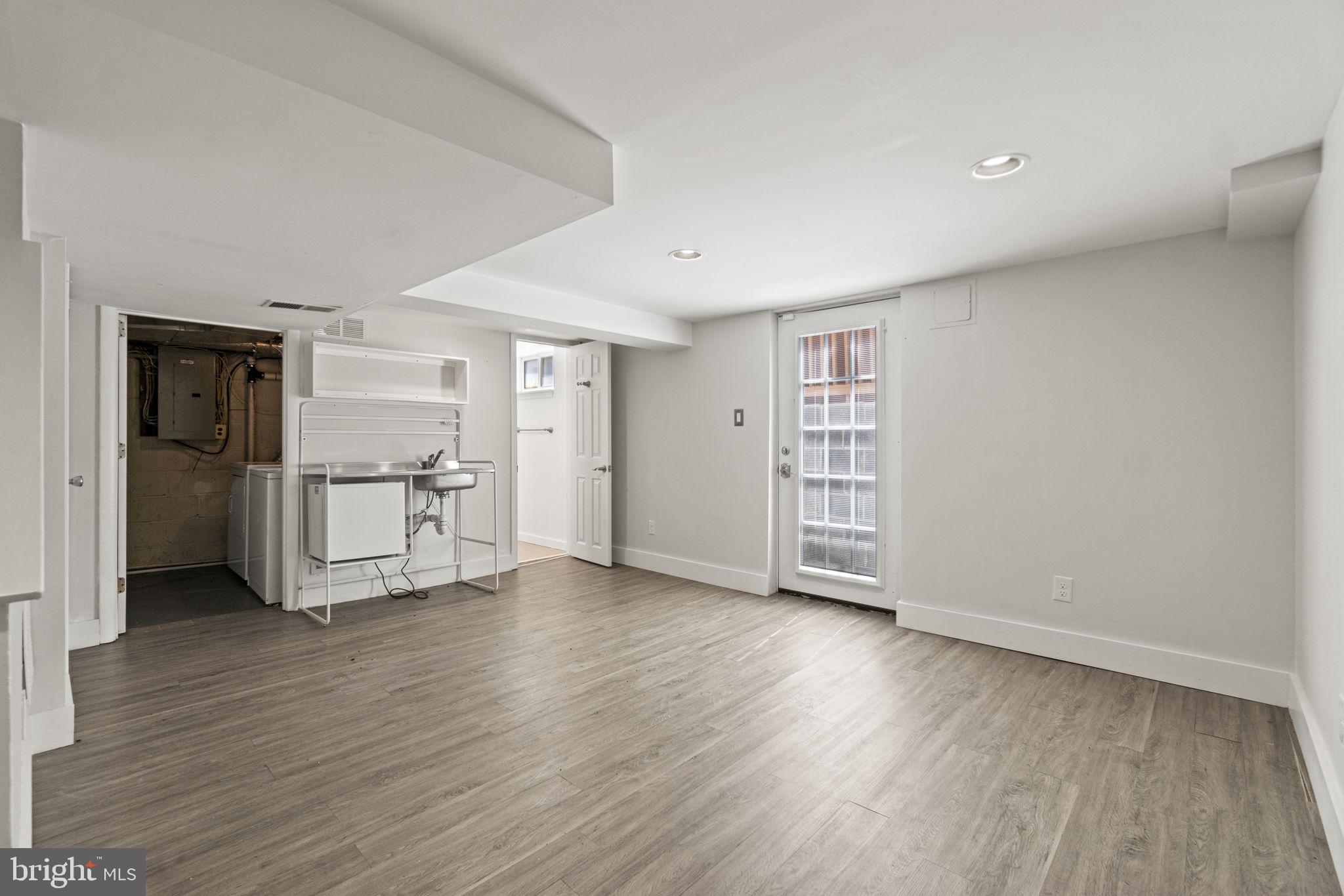 HUNTINGTON - Residential