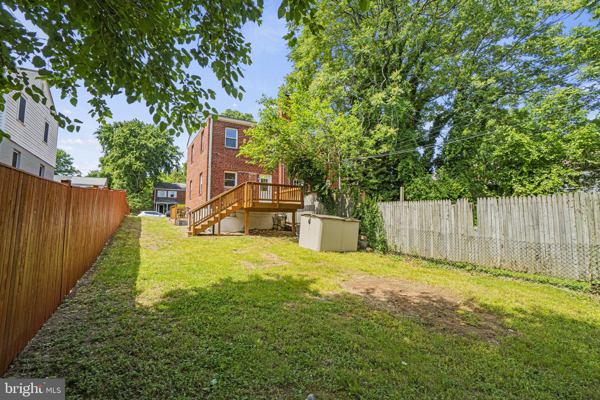 HUNTINGTON - Residential