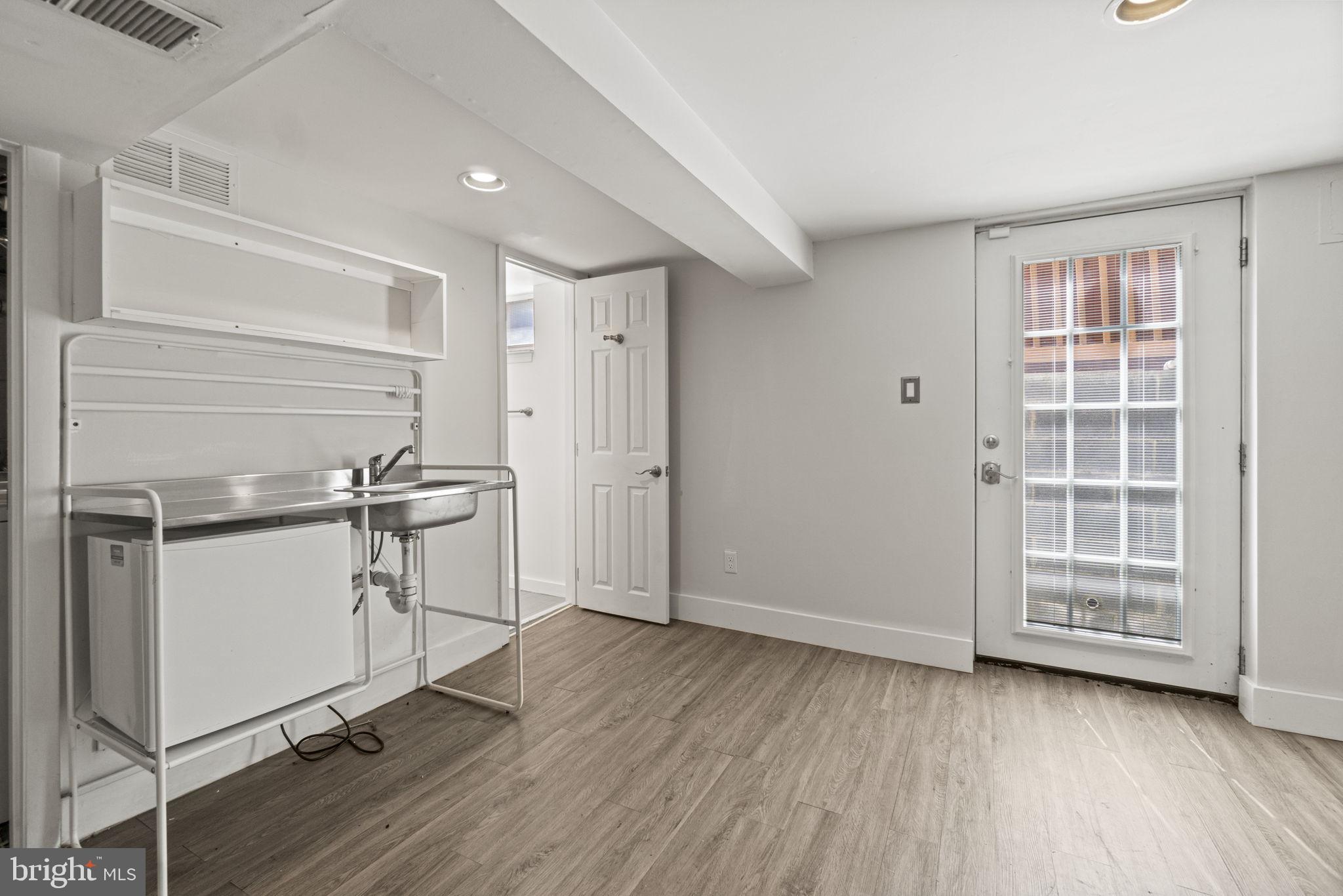 HUNTINGTON - Residential