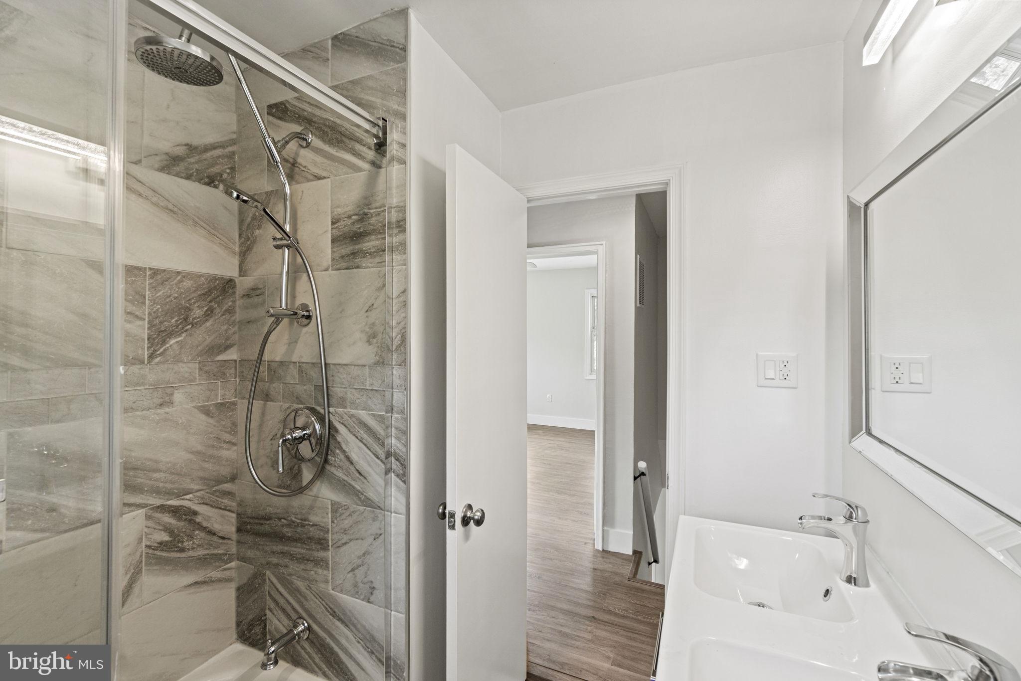 HUNTINGTON - Residential