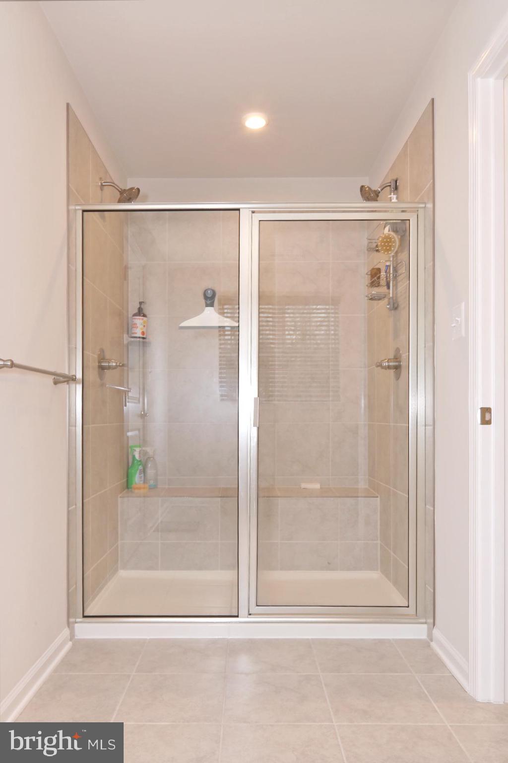 STRAY WINDS FARM - Residential