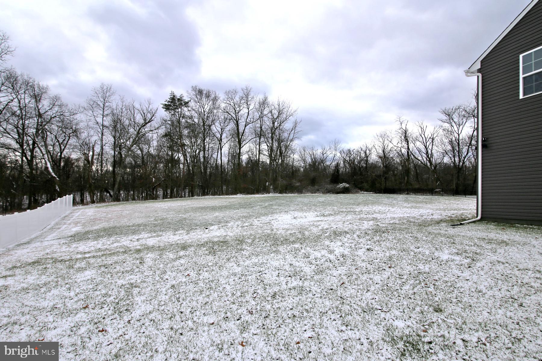 STRAY WINDS FARM - Residential