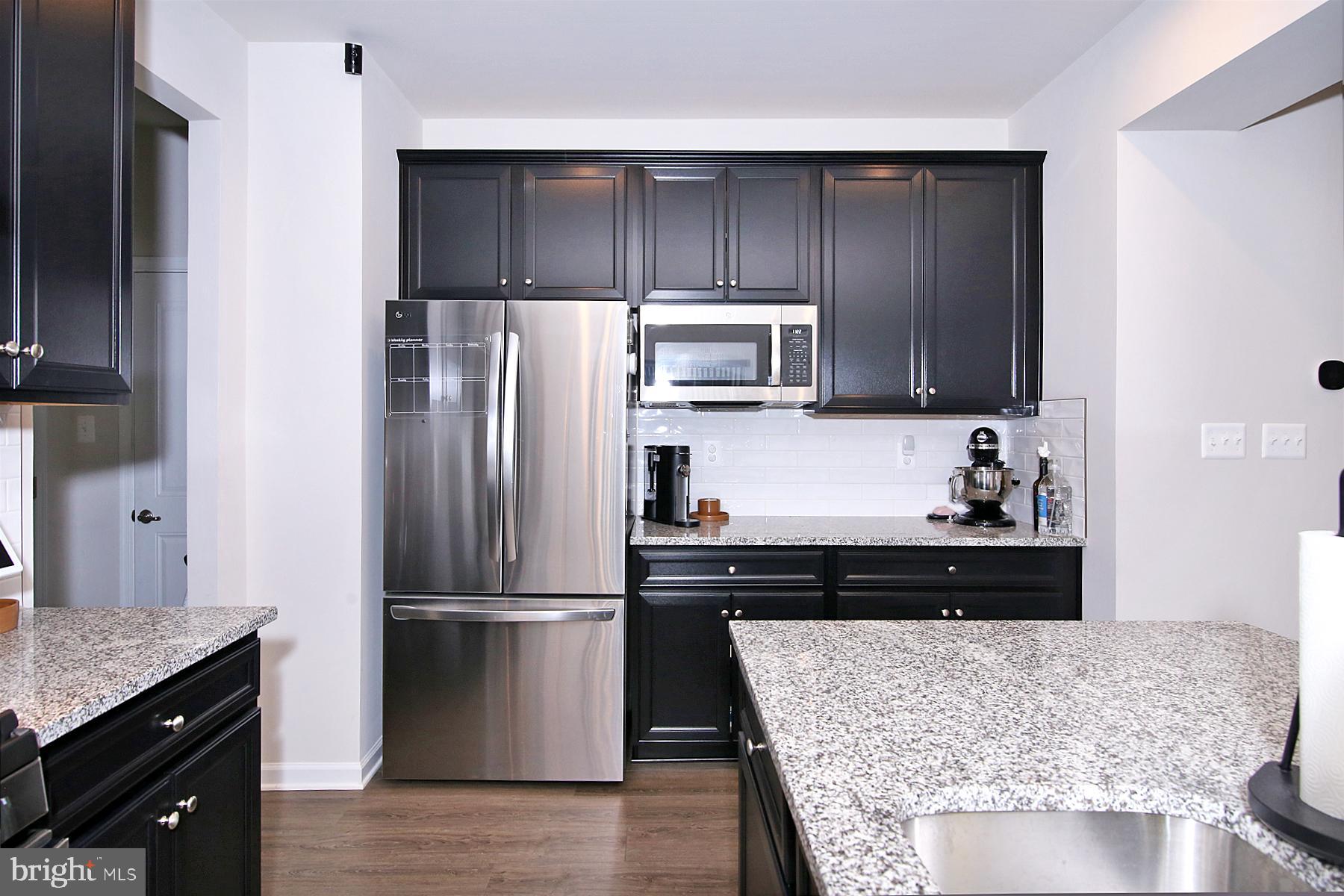 STRAY WINDS FARM - Residential