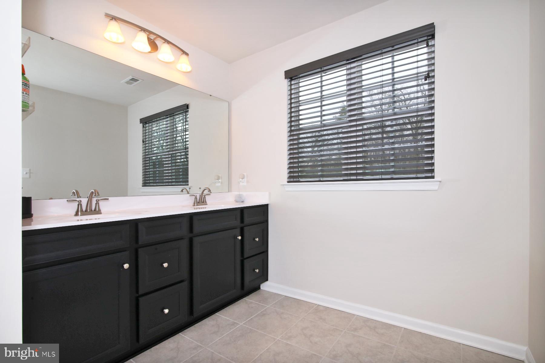 STRAY WINDS FARM - Residential