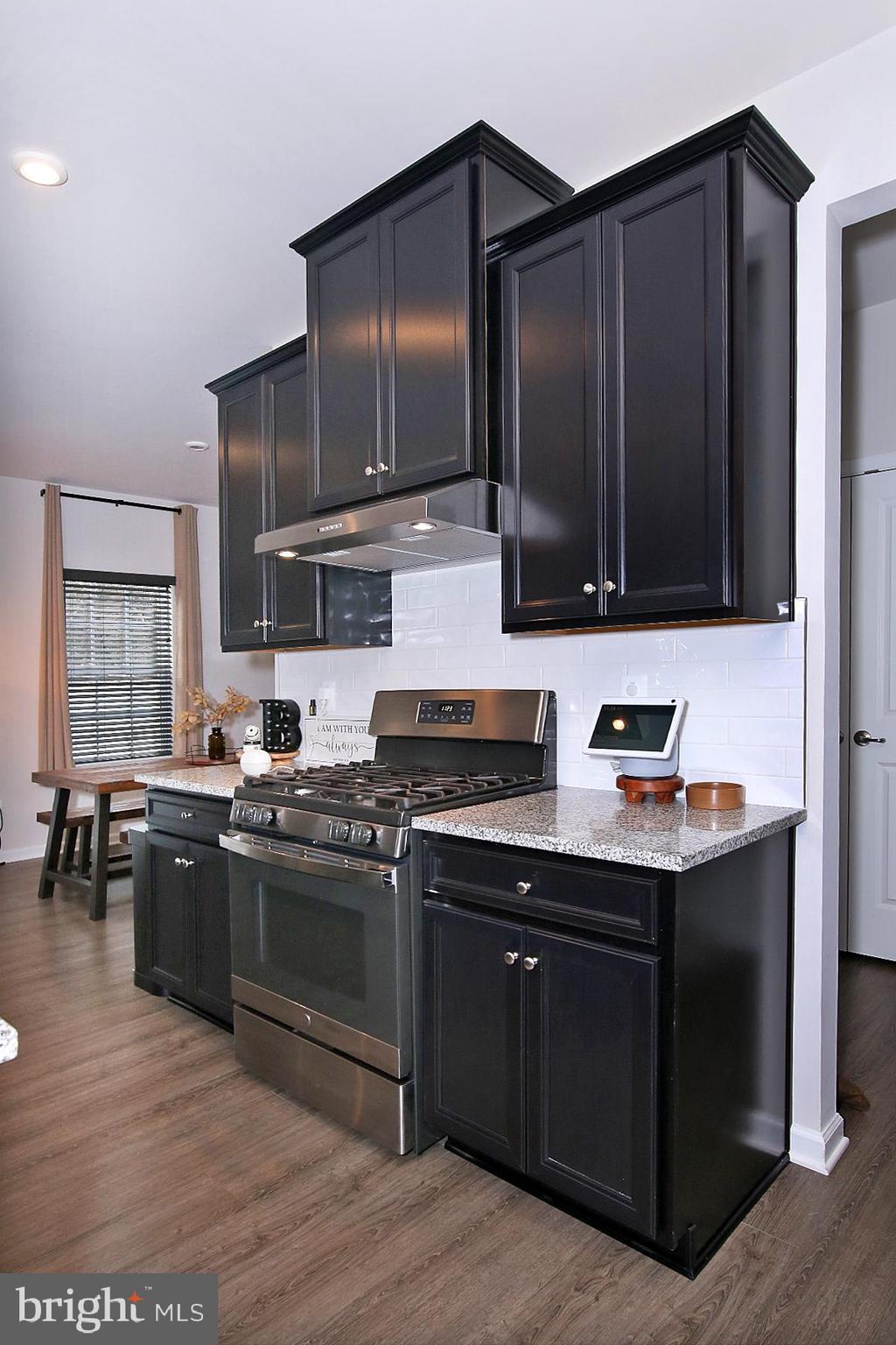 STRAY WINDS FARM - Residential