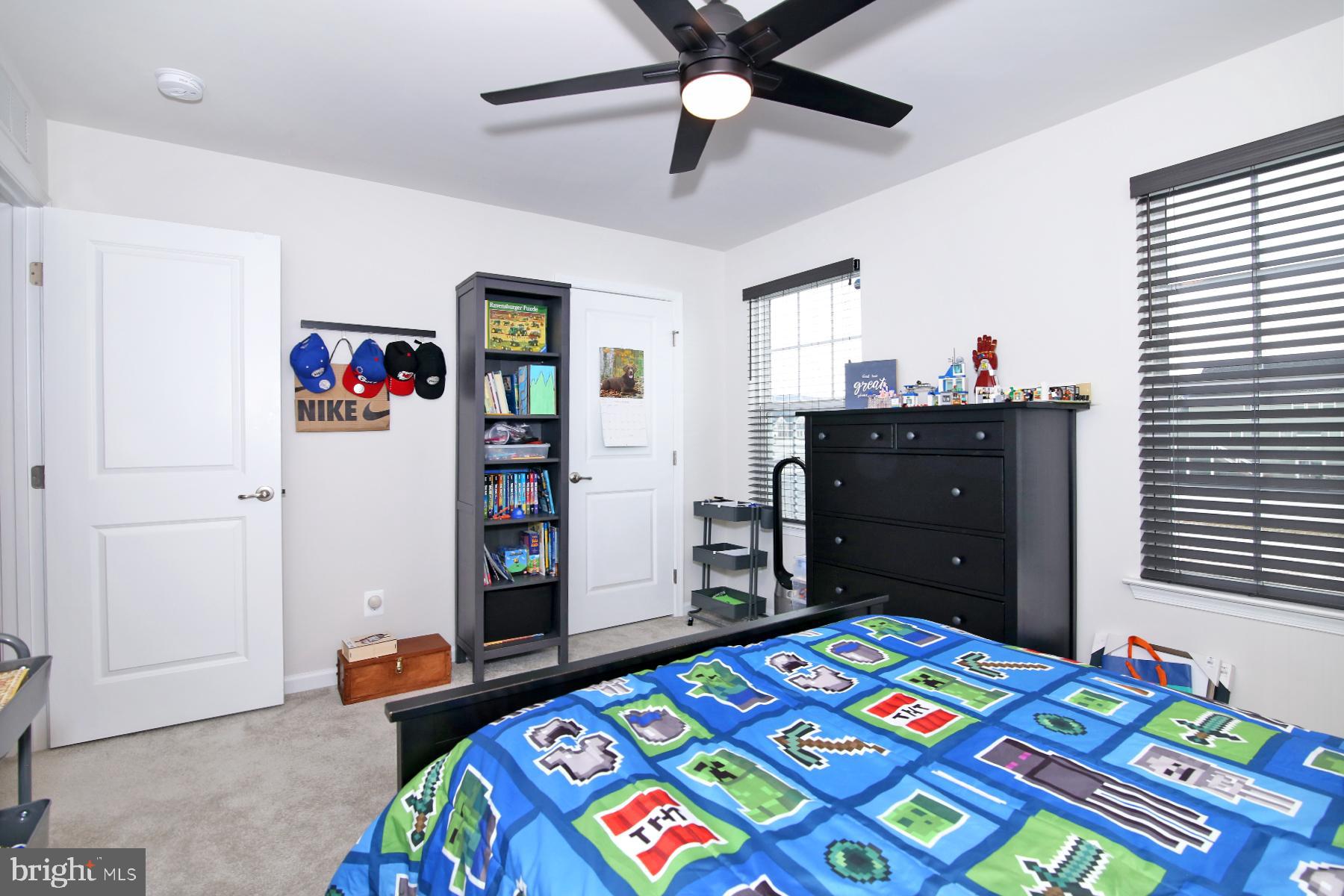 STRAY WINDS FARM - Residential