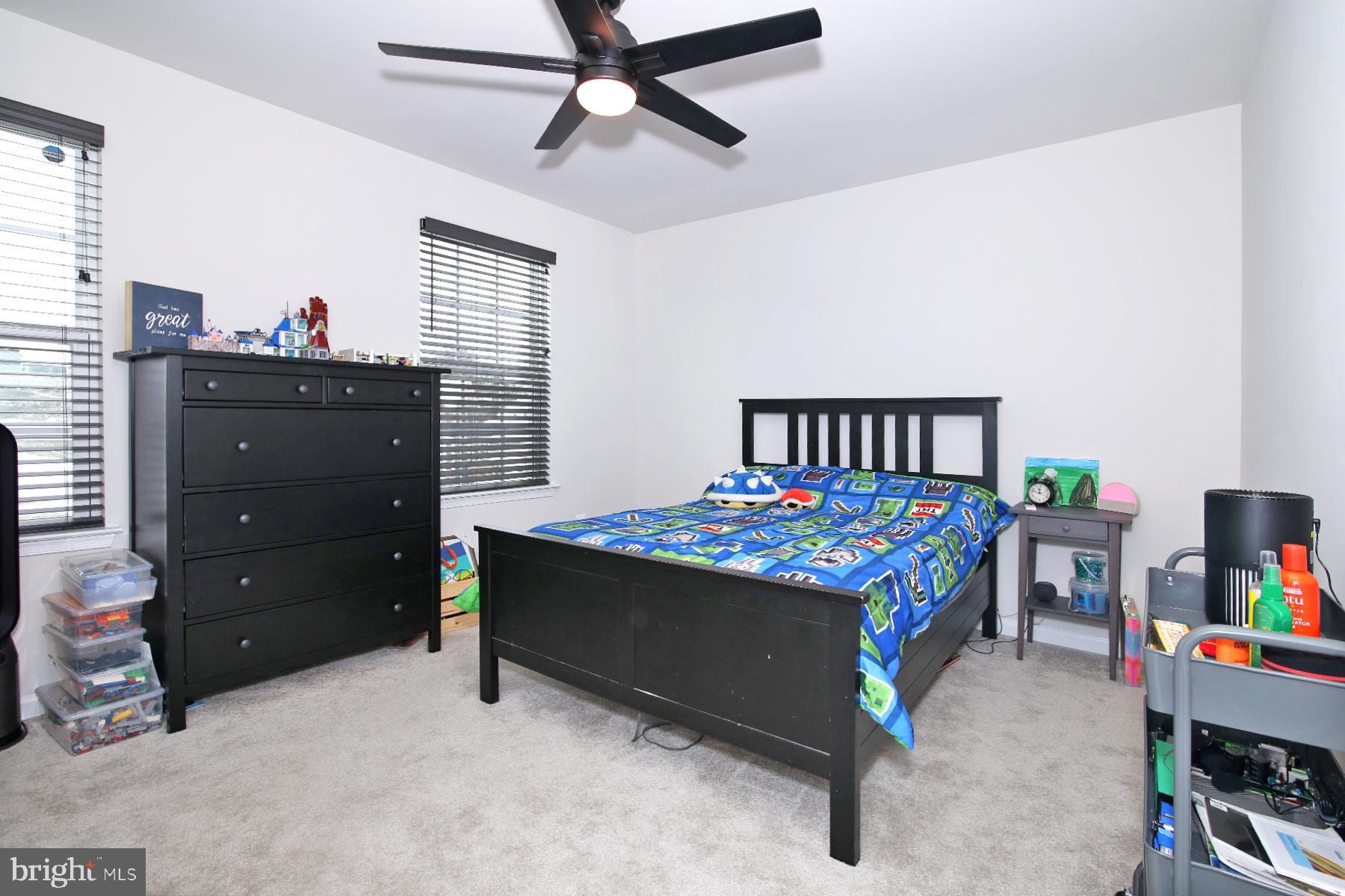 STRAY WINDS FARM - Residential