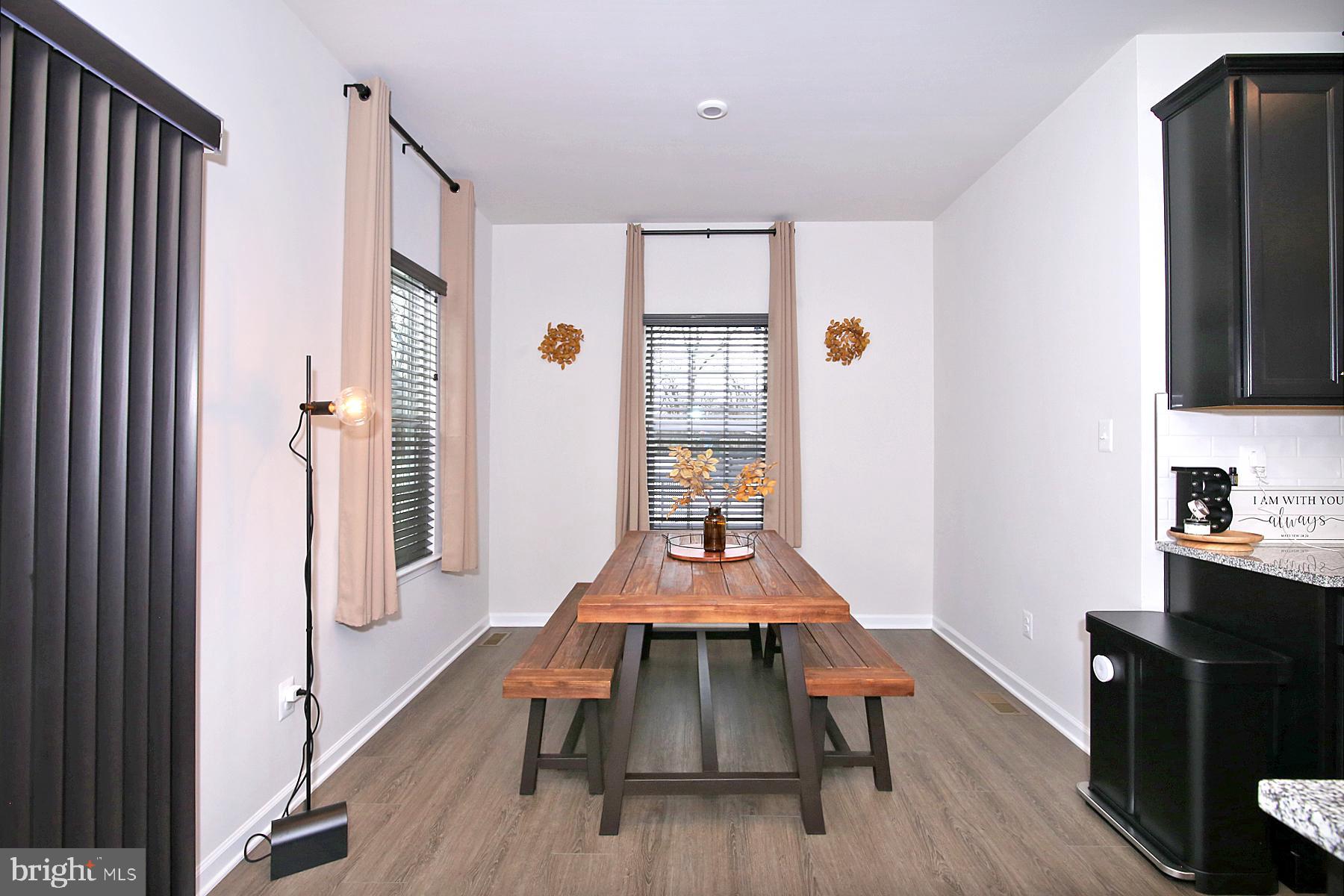 STRAY WINDS FARM - Residential