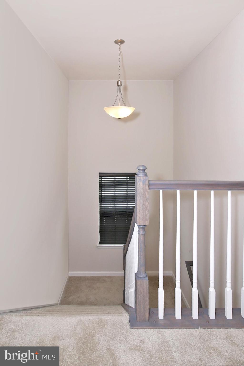 STRAY WINDS FARM - Residential