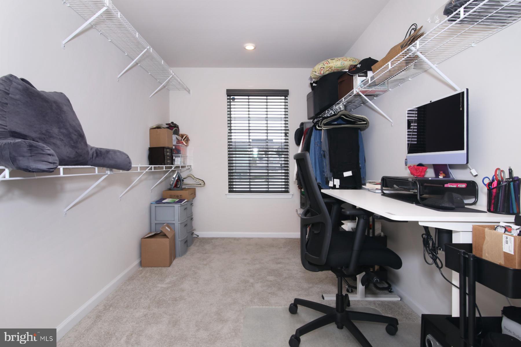 STRAY WINDS FARM - Residential