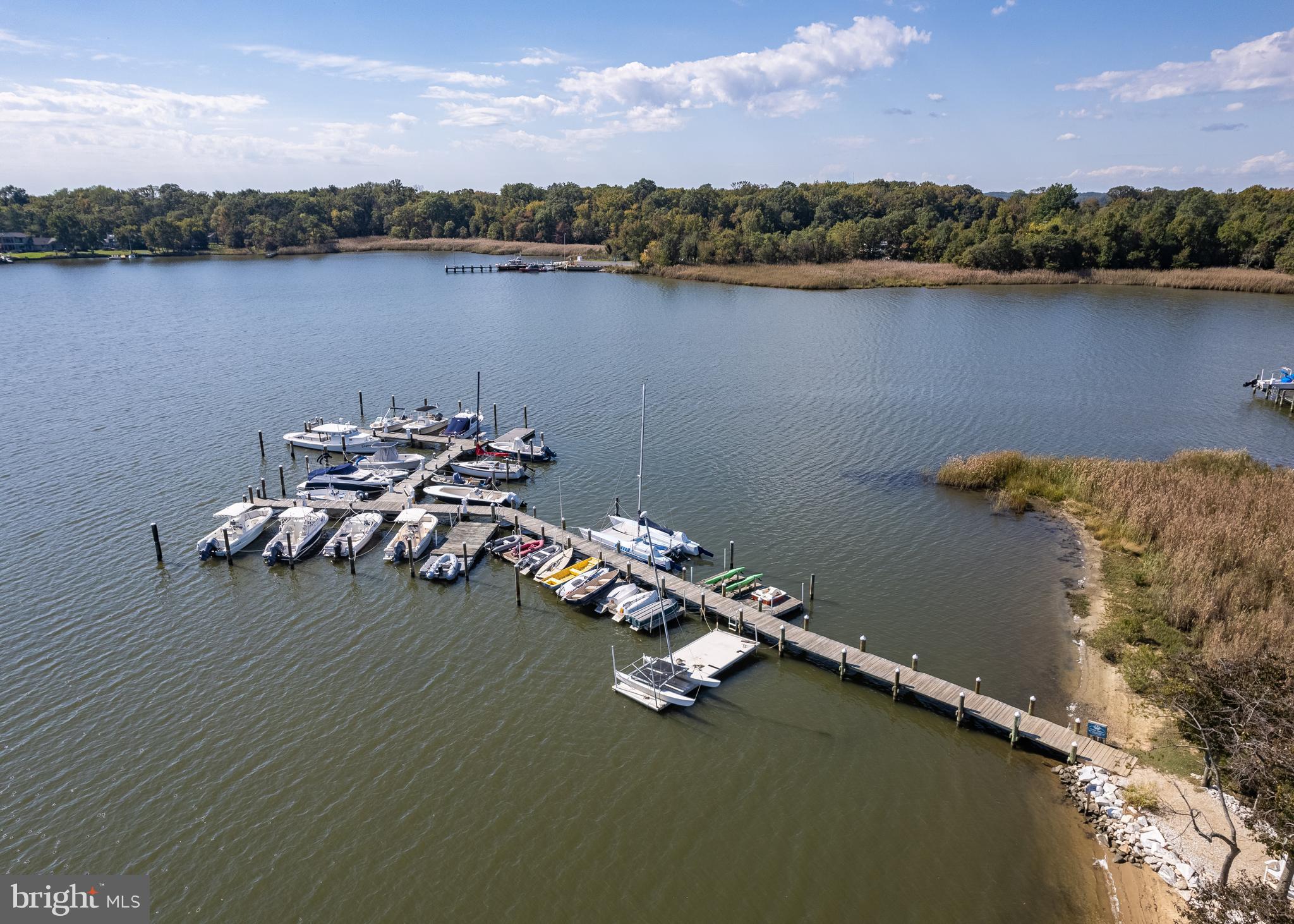 FISHING CREEK FARM - Residential