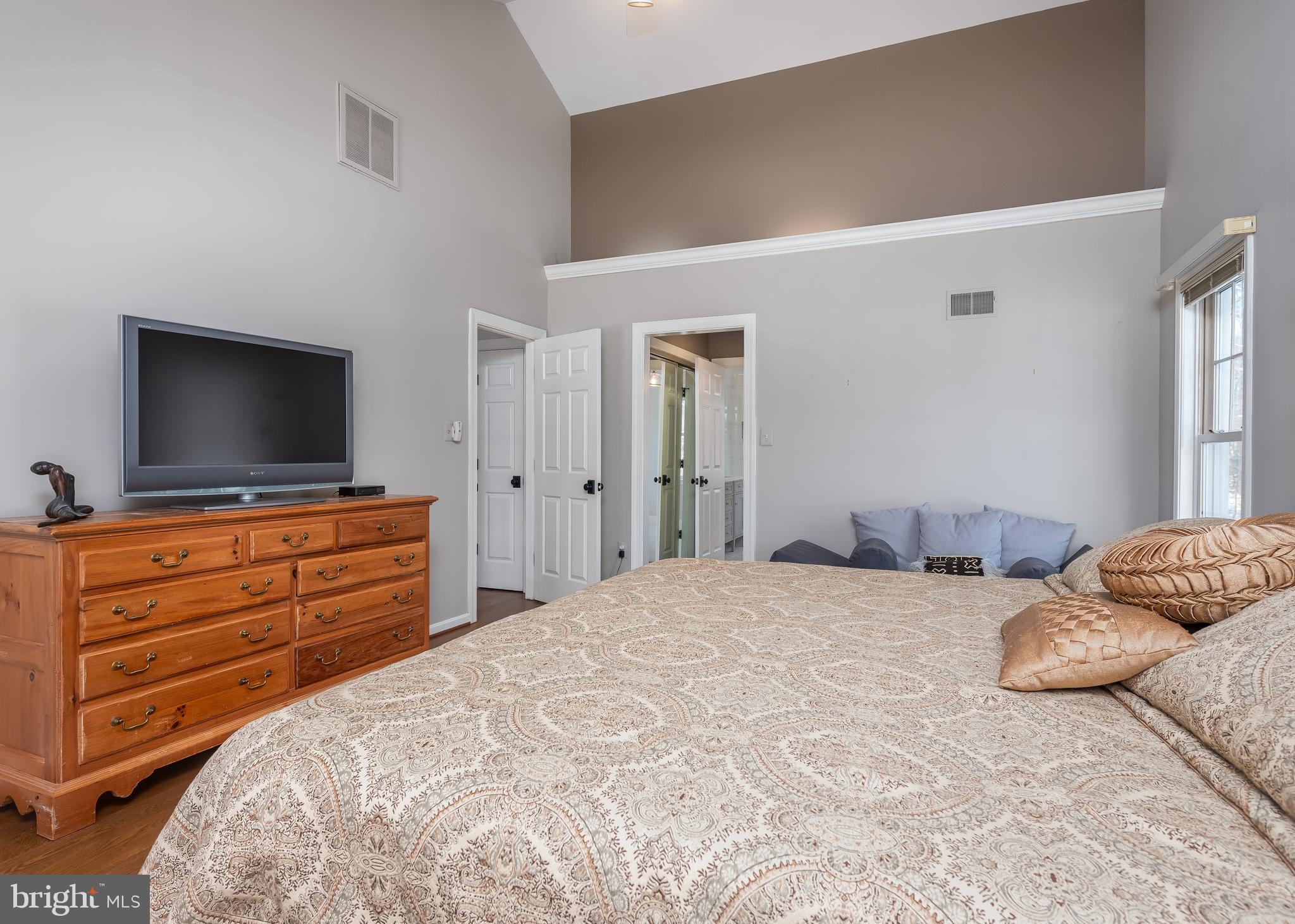 FISHING CREEK FARM - Residential