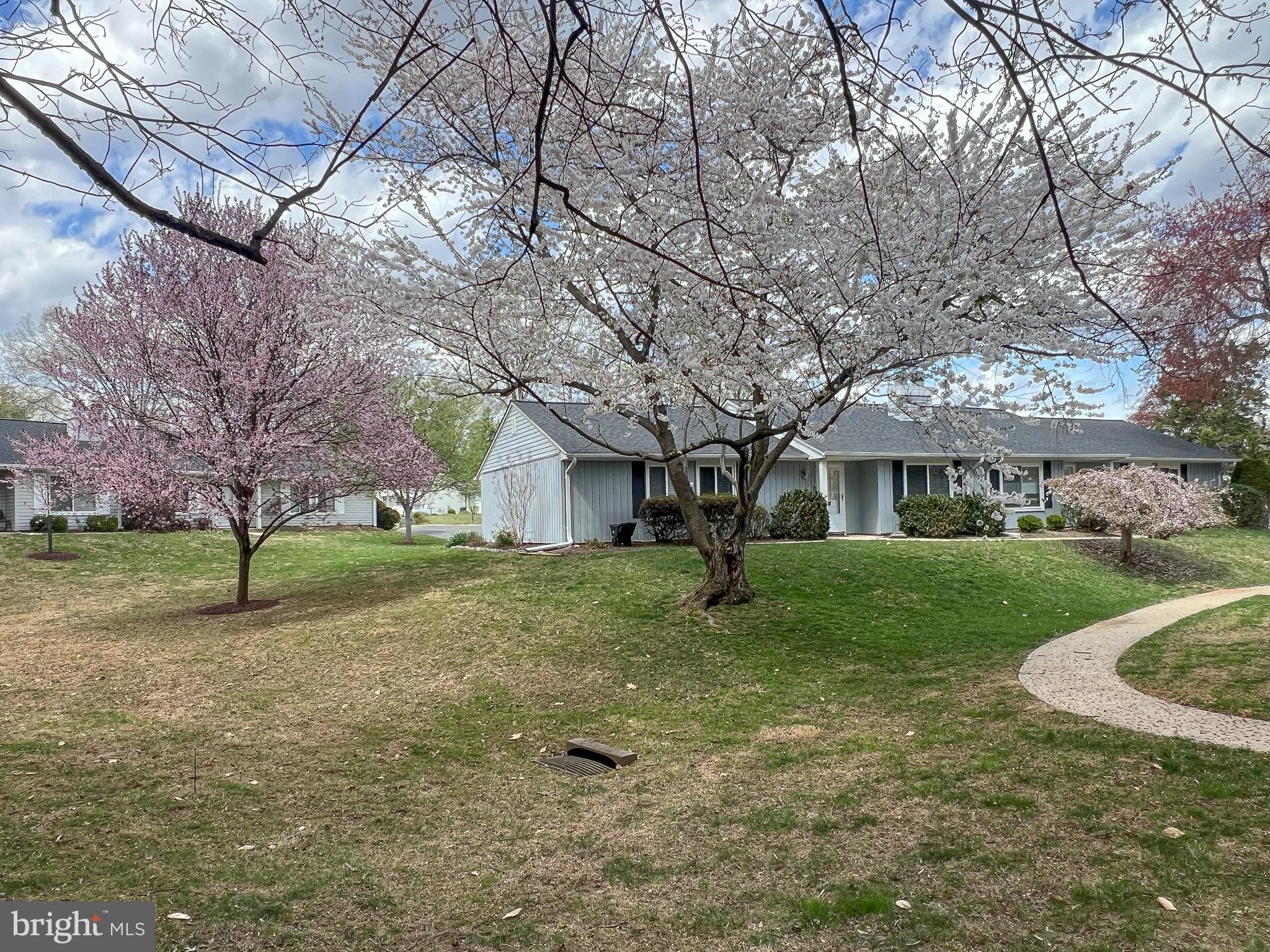 ROSSMOOR MUTUAL #9 - Residential