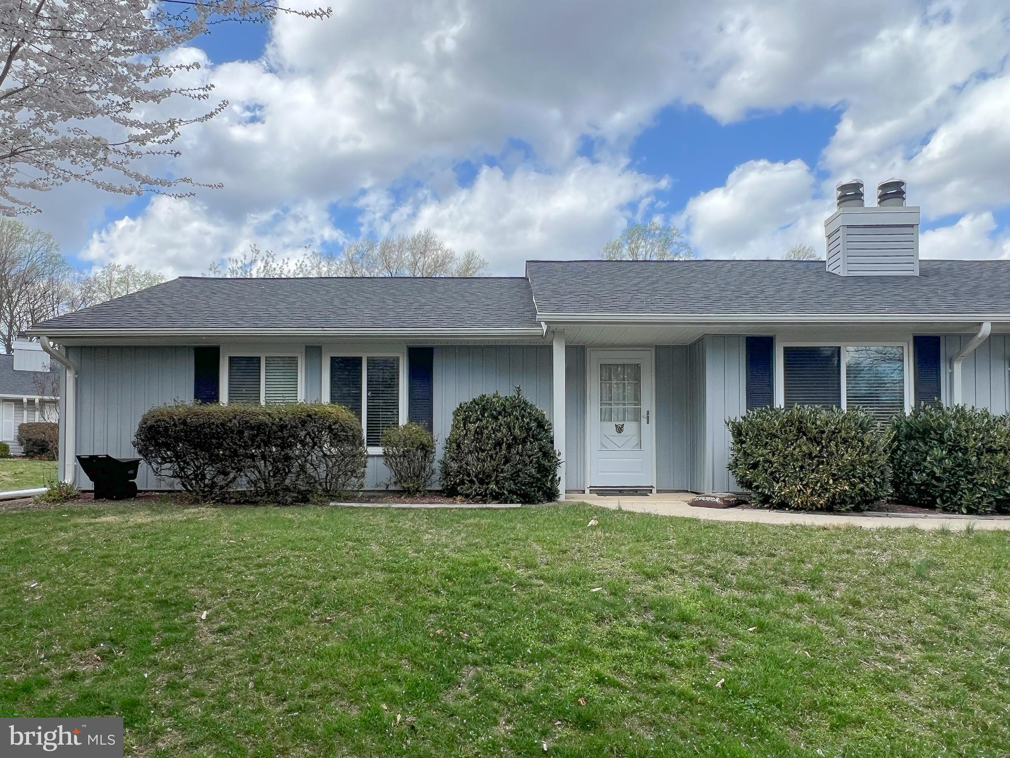 ROSSMOOR MUTUAL #9 - Residential