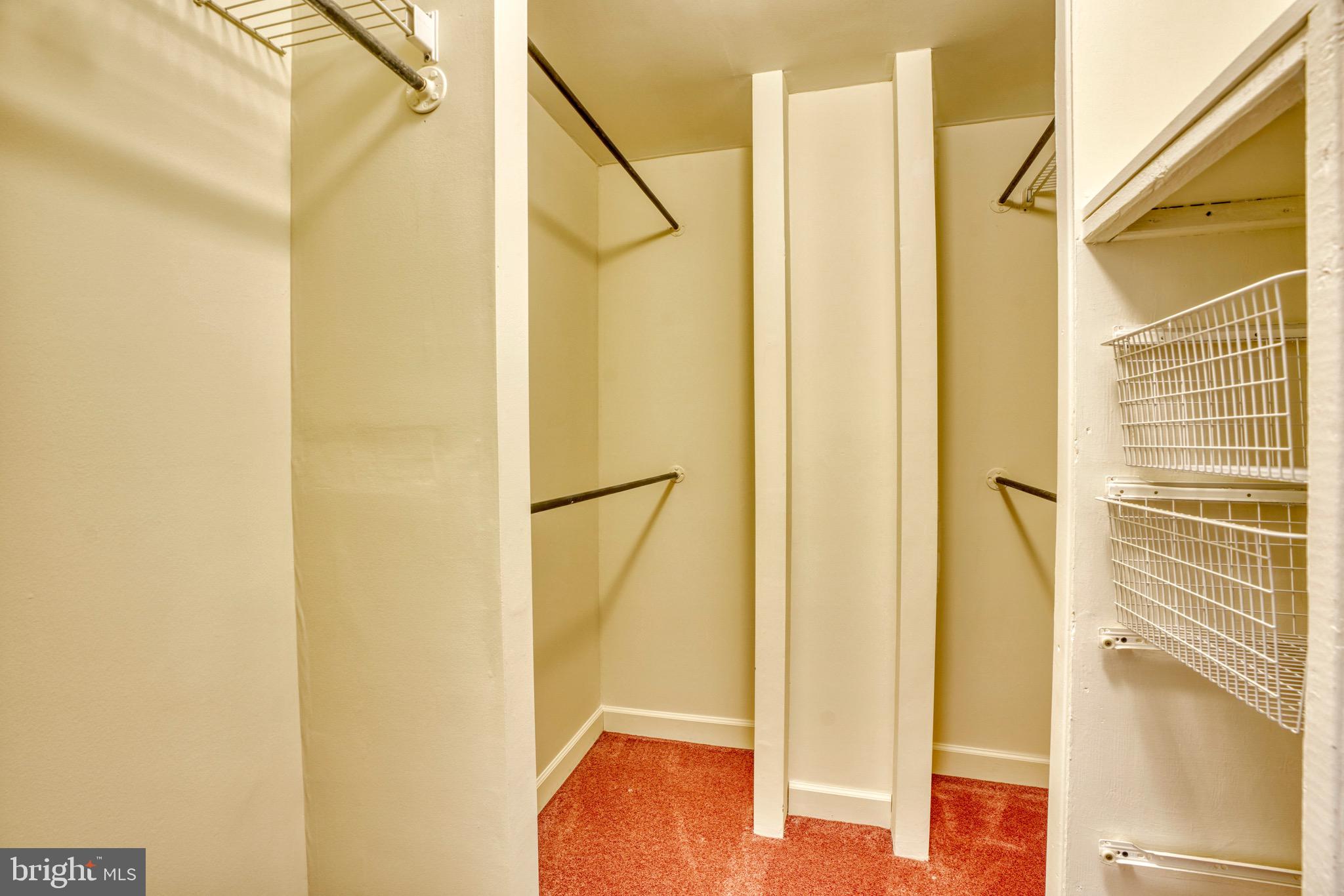 BROOKVIEW - Residential