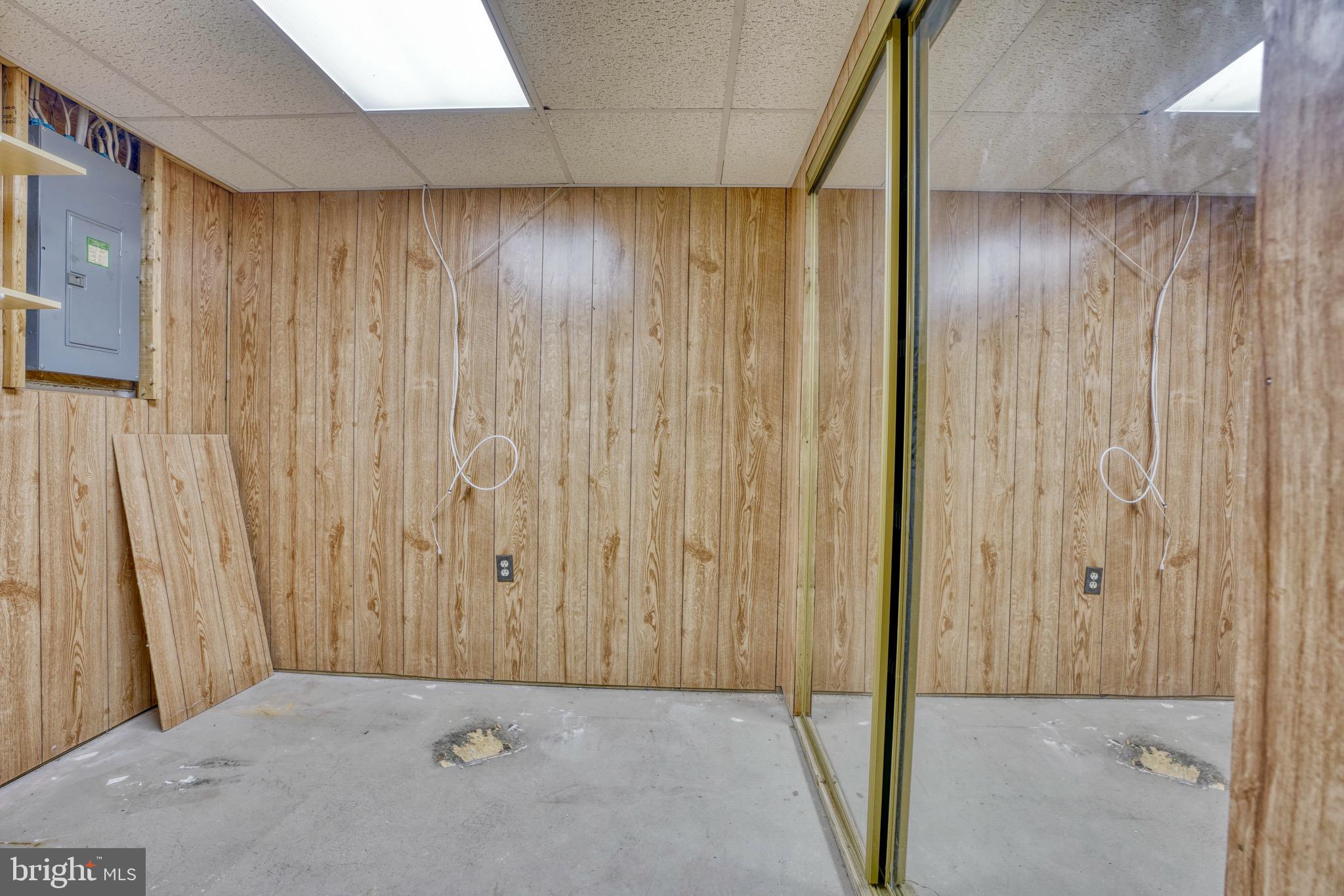 BROOKVIEW - Residential