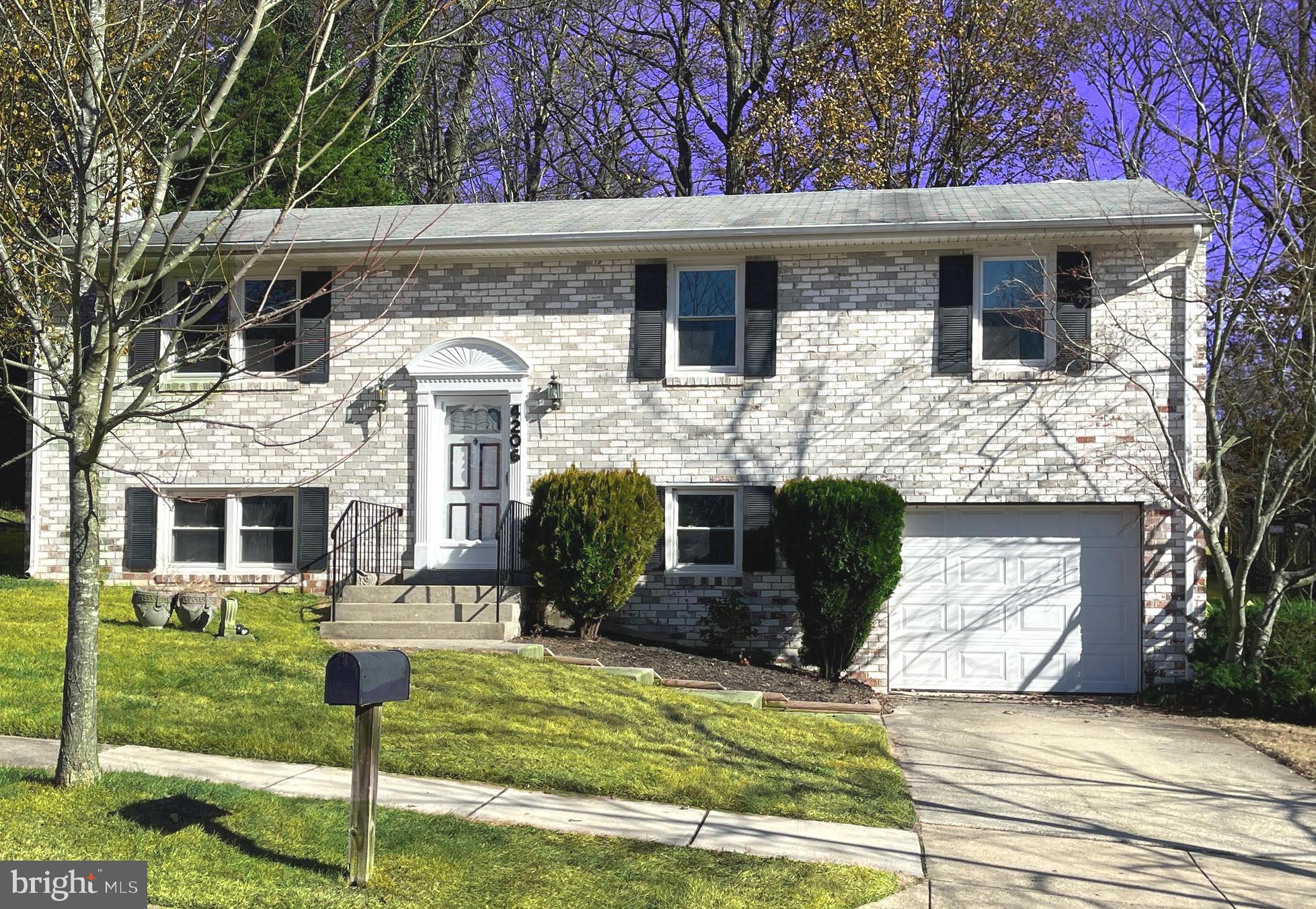 HILLCREST HEIGHTS - Residential