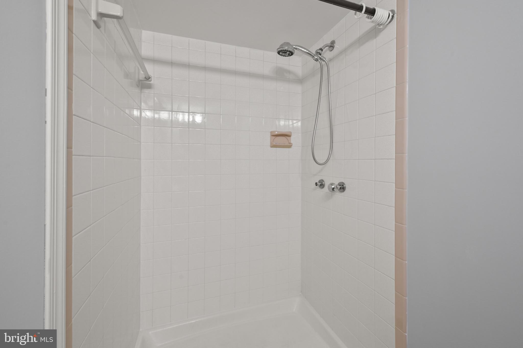 HILLCREST HEIGHTS - Residential