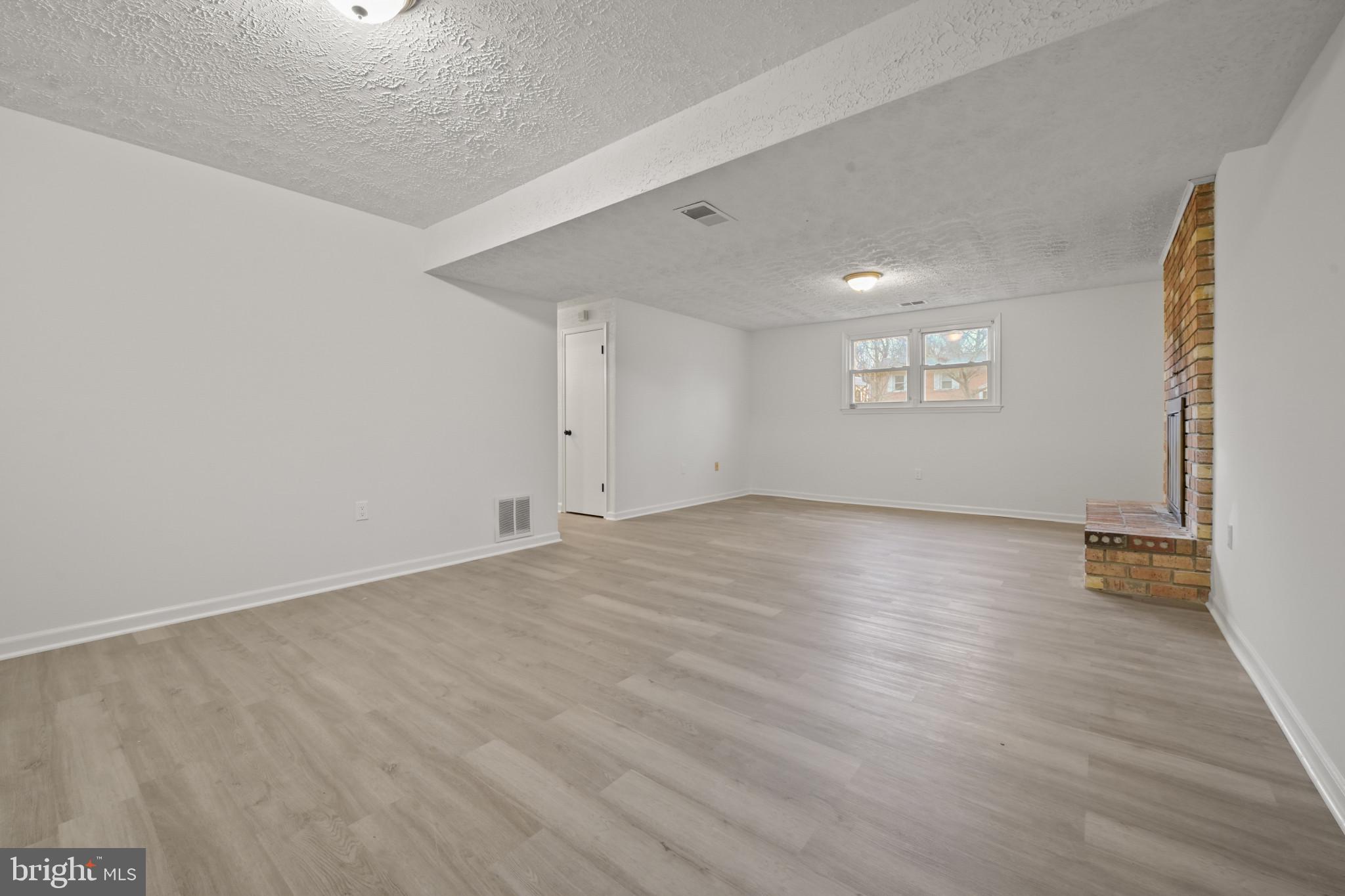 HILLCREST HEIGHTS - Residential