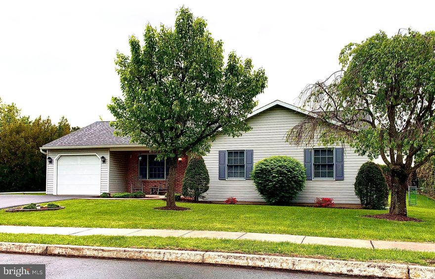 Impeccably maintained ranch style home on a great flat lot. Idea starter home or perfect for the buyers that want to downsize to one floor living. Everything is on the main floor. Laundry, garage, family room, patio.
Immediate possession is available. All appliances remain including washer, dryer, refrigerator and microwave oven. Full basement is available for storage, rec room or workshop also has an outside exit. Roof replaced in 2016, heating and a/c replaced 2018, water heater 2020. Fenced in rear yard.