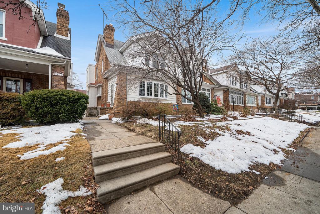 Photo of 990 E Godfrey Avenue, PHILADELPHIA, PA 19124 (MLS # PAPH2589110)