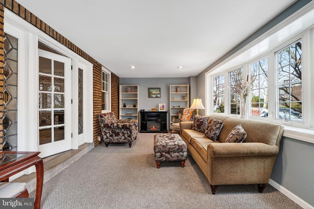 Photo of 990 E Godfrey Avenue, PHILADELPHIA, PA 19124 (MLS # PAPH2589110)