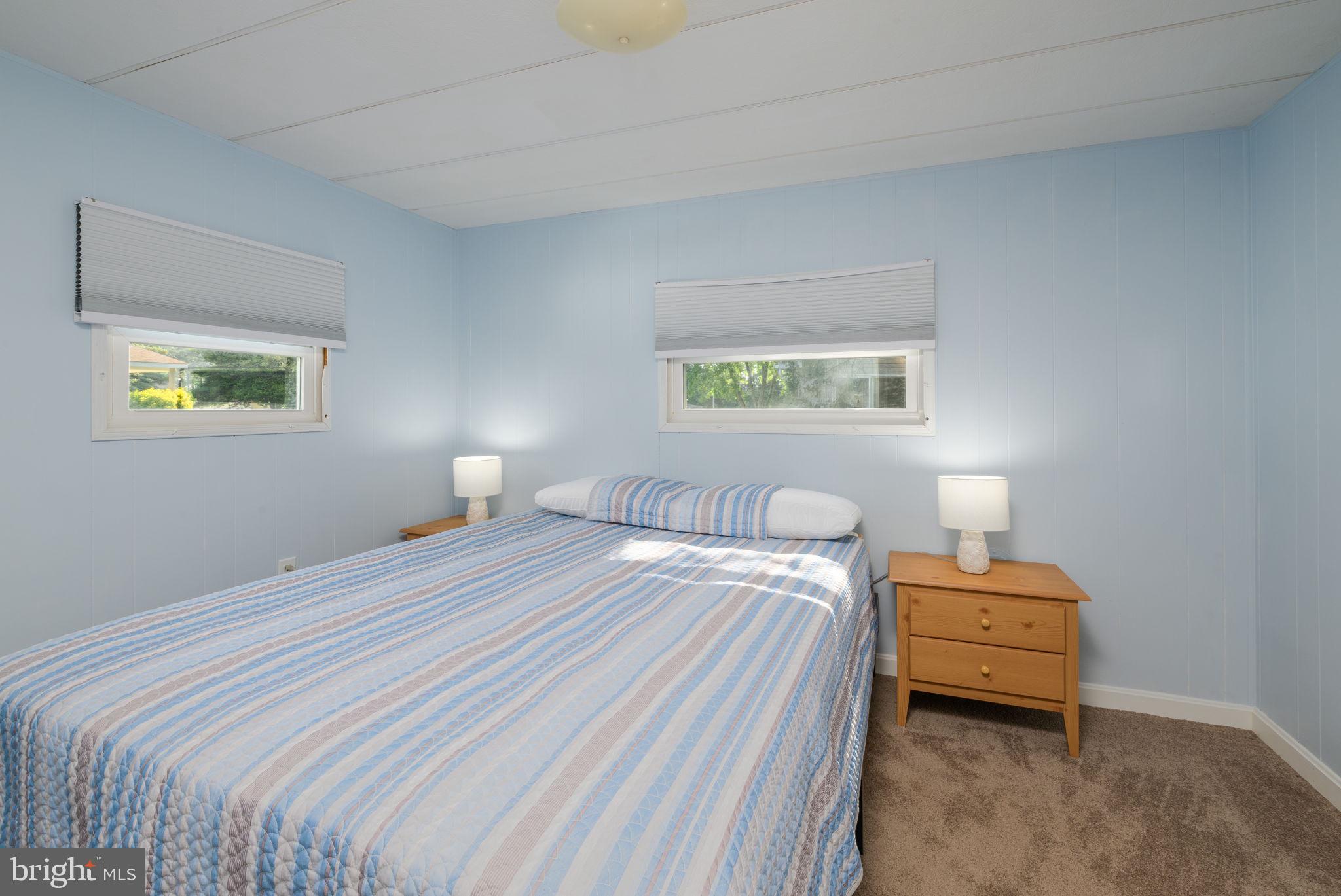 WHITE HOUSE BEACH - Residential