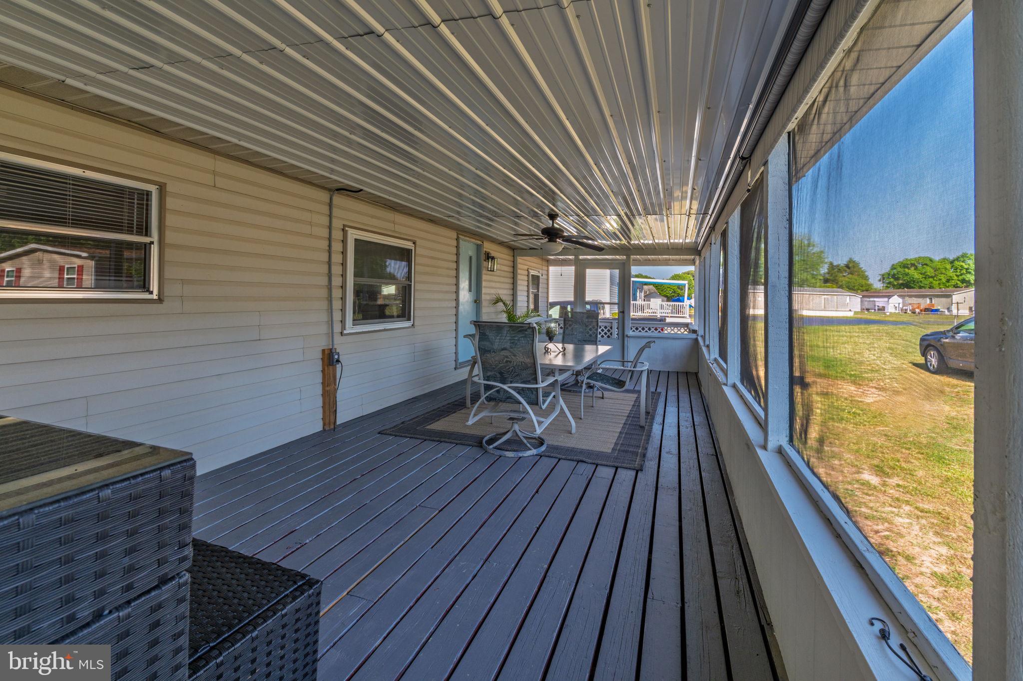 WHITE HOUSE BEACH - Residential