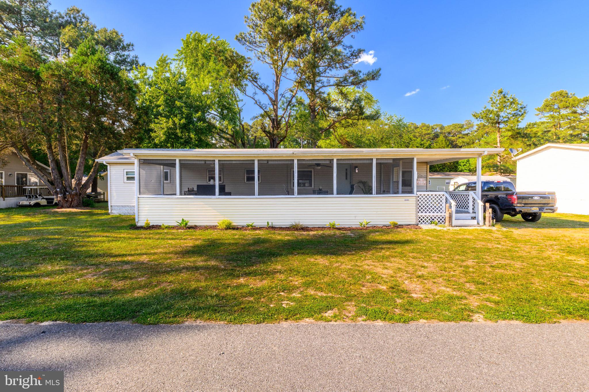 WHITE HOUSE BEACH - Residential
