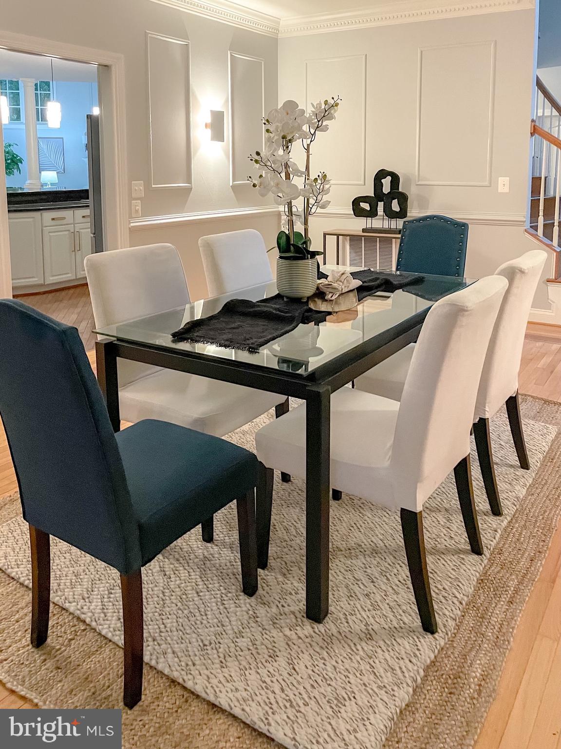 SOUTH RIVER COLONY - Residential