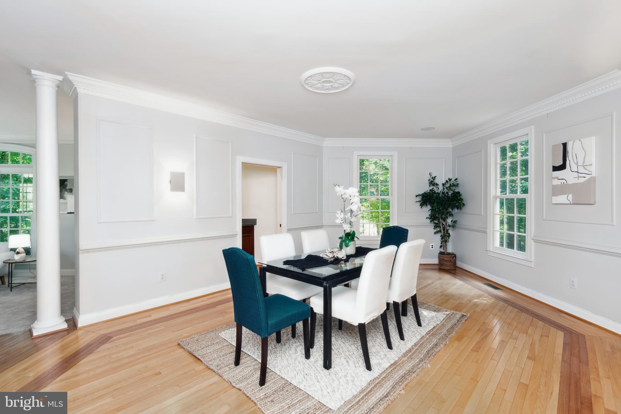 SOUTH RIVER COLONY - Residential