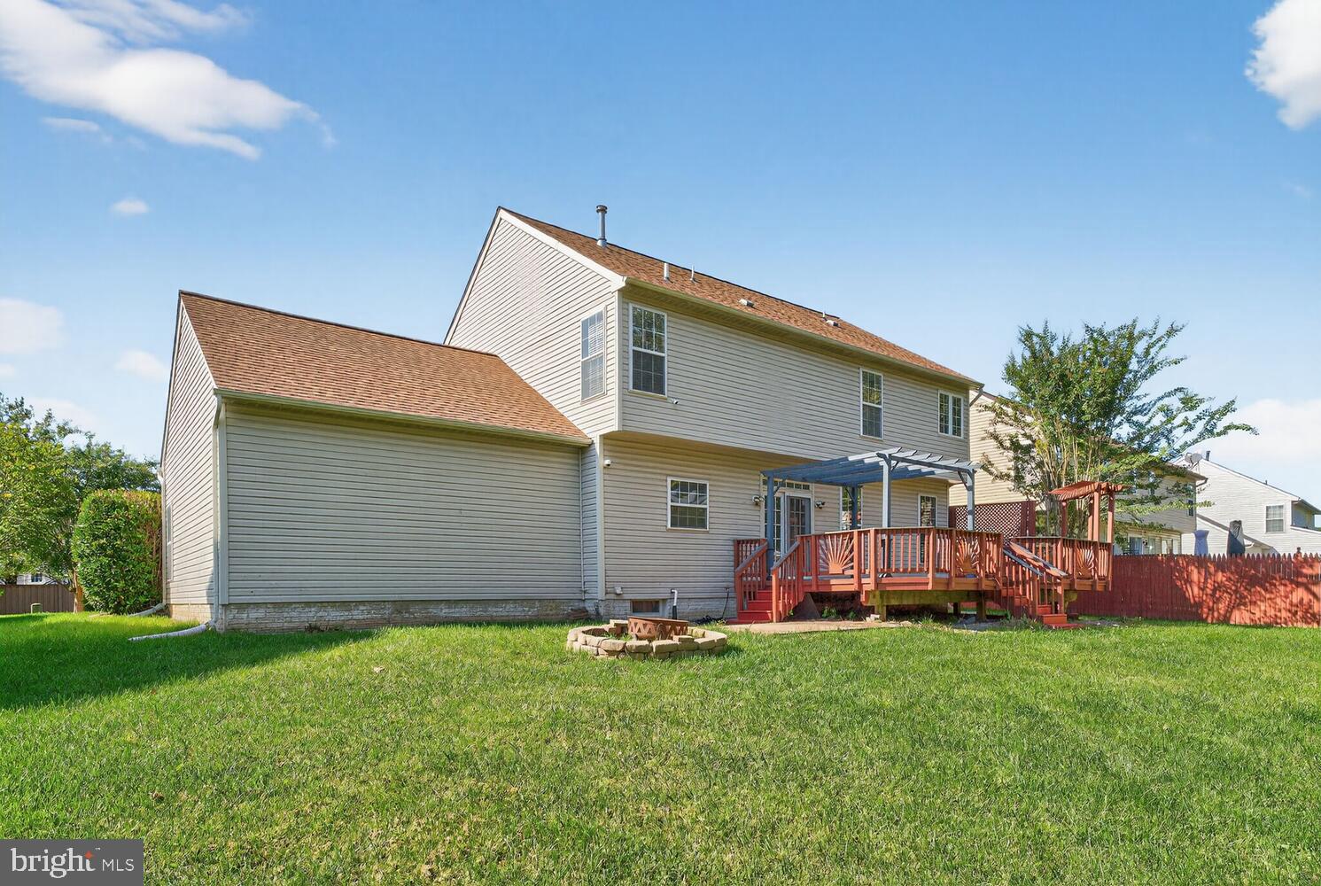 SUMMIT CREEK - Residential Lease