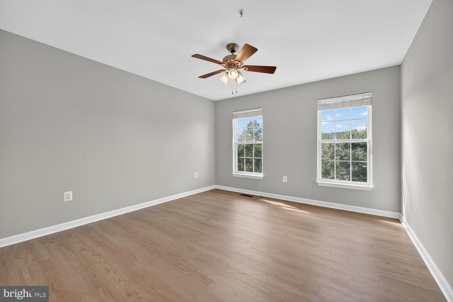 SUMMIT CREEK - Residential Lease